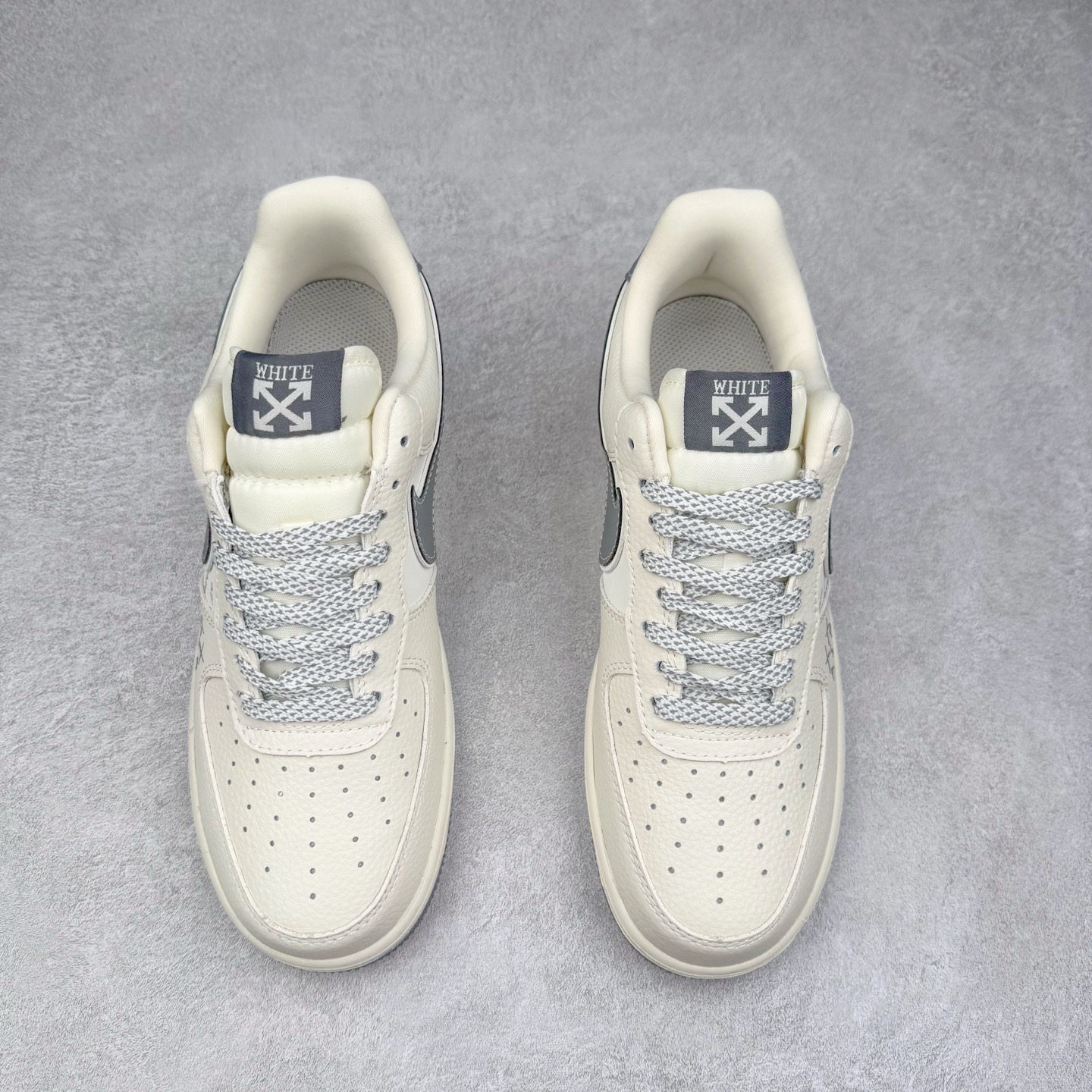 图片[2]-NK Air Force 1´07 Low 空军一号低帮百搭休闲运动板鞋 KJ1688-004 柔软、弹性十足的缓震性能和出色的中底设计 横跨复古与现代的外型结合 造就出风靡全球 三十多年的Force 1 直到今天还深受青睐 实拍调校N版已经零色差零失真 百分百还原实物色彩所见即所得 不存在货不对板色差等低级问题 选购参考实物拍摄 不混卖不参货 只用心做好货严格选品 承诺混一赔十 尺码：36 36.5 37.5 38 38.5 39 40 40.5 41 42 42.5 43 44 44.5 45-选品中心