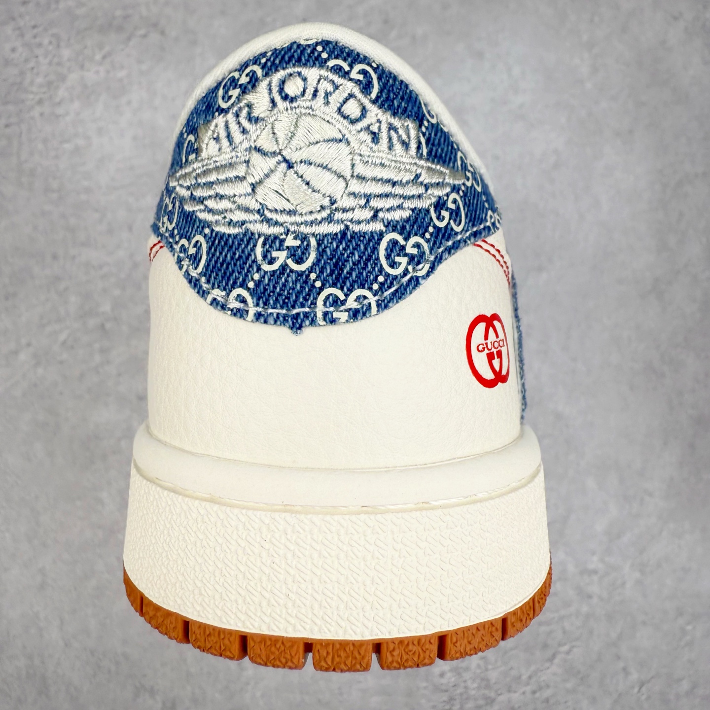 图片[8]-TS x Air Jordan AJ1 Low 倒钩低帮联名定制配色 XQ1979-001 原厂内置气垫魔块 A模大底 头层小牛皮 鞋舌AJ原厂专用牛津布+AJ专用反口珍珠布+原厂无杂质高弹内里海棉+特殊封边弹力鞋带 实拍调校N版已经零色差零失真 百分百还原实物色彩所见即所得 不存在货不对板色差等低级问题 选购参考实物拍摄 不混卖不参货 只用心做好货严格选品 承诺混一赔十 尺码：36 36.5 37.5 38 38.5 39 40 40.5 41 42 42.5 43 44 44.5 45-选品中心