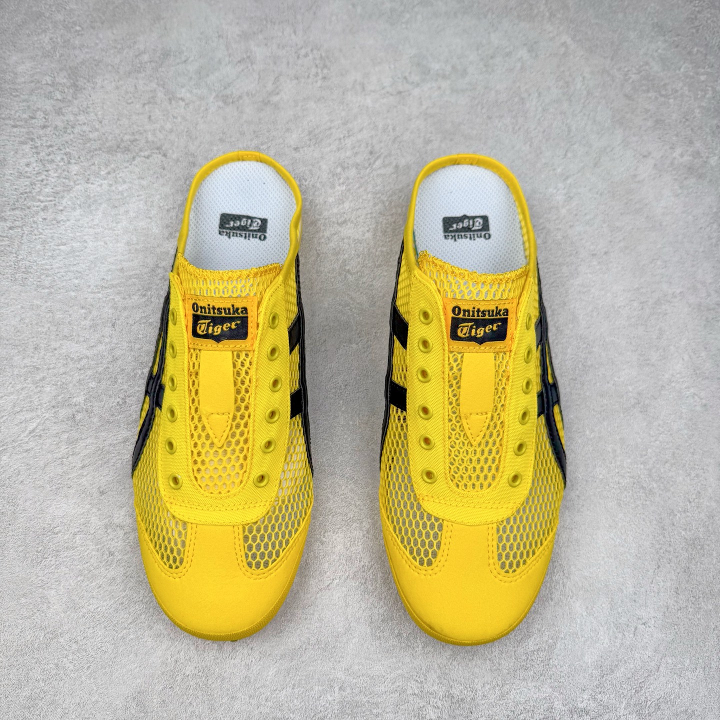 图片[2]-Onitsuka Tiger MEXICO 66 MEXICO 66 Sabot 鬼冢虎经典舒适透气低帮生活休闲鞋 男女同款 产品从款式颜色造型上体现出追求舒适和细节的完美 鞋类更是推崇手工制作的严谨与完美 融舒适性与可穿性的设计风格 注重细节的完美和别致魅力 既保持稳重 又不失轻松的时尚感 尺码：36 37 37.5 38 39 39.5 40 40.5 41.5 42 42.5 43.5 44 45-选品中心