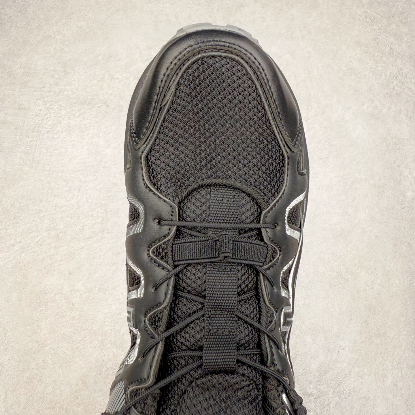 图片[4]-Asics Gel-Sonoma SE 亚瑟士溯溪鞋涉水鞋洞洞鞋 舒适日常休闲百搭防滑低帮户外徒步舒适随行跑步鞋 无界 路更远 今夏必备 颠覆认知 包裹性超强 脚感非常之舒适 侧面镂空设计 透气性极佳 让微风灌入足底 为沸腾夏日注入清爽能量防滑效果也不错 颜值与性能兼备 各平台实体疯狂种草首选 尺码：36 37.5 38 39 40 40.5 41.5 42 42.5 43.5 44 45-选品中心