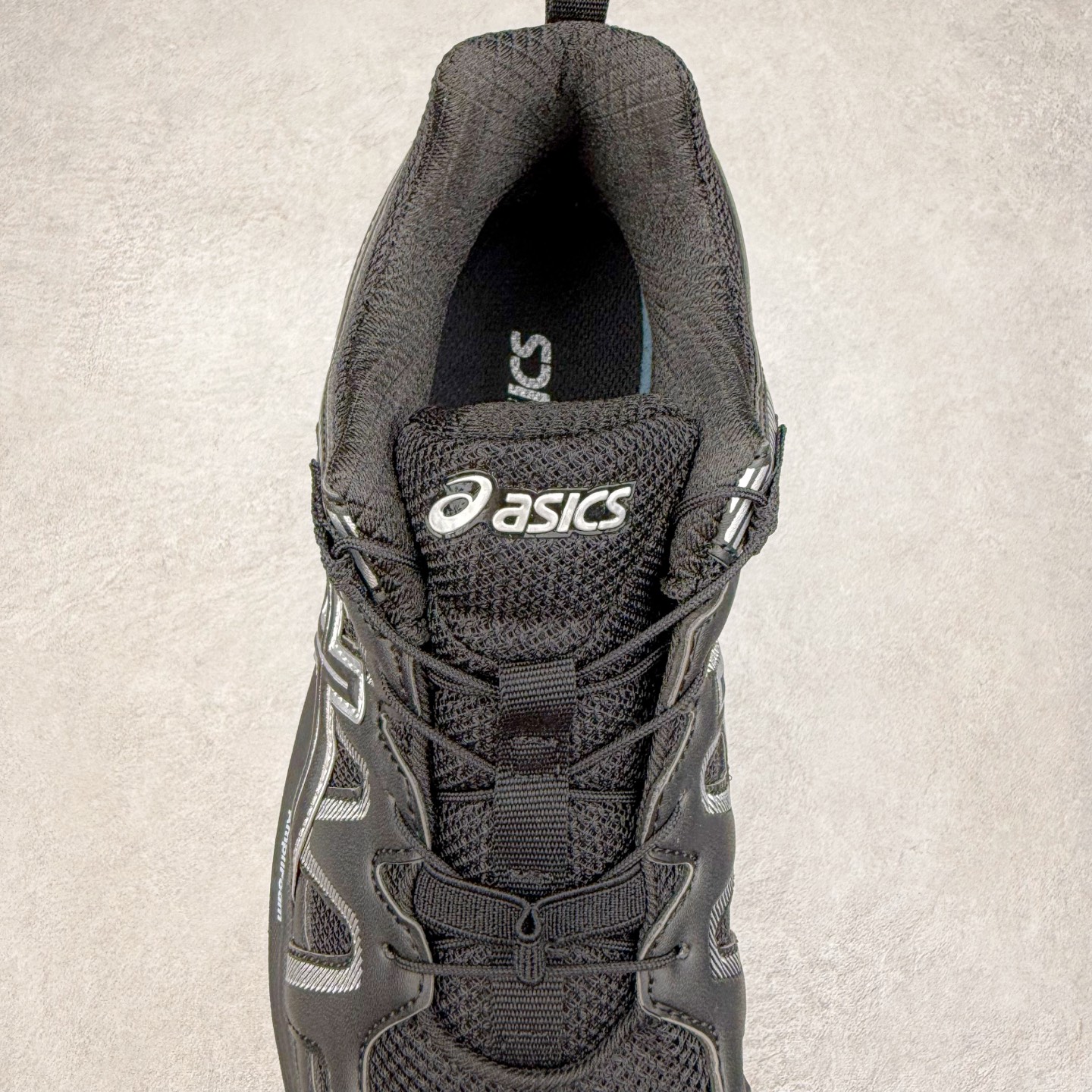 图片[5]-Asics Gel-Sonoma SE 亚瑟士溯溪鞋涉水鞋洞洞鞋 舒适日常休闲百搭防滑低帮户外徒步舒适随行跑步鞋 无界 路更远 今夏必备 颠覆认知 包裹性超强 脚感非常之舒适 侧面镂空设计 透气性极佳 让微风灌入足底 为沸腾夏日注入清爽能量防滑效果也不错 颜值与性能兼备 各平台实体疯狂种草首选 尺码：36 37.5 38 39 40 40.5 41.5 42 42.5 43.5 44 45-选品中心