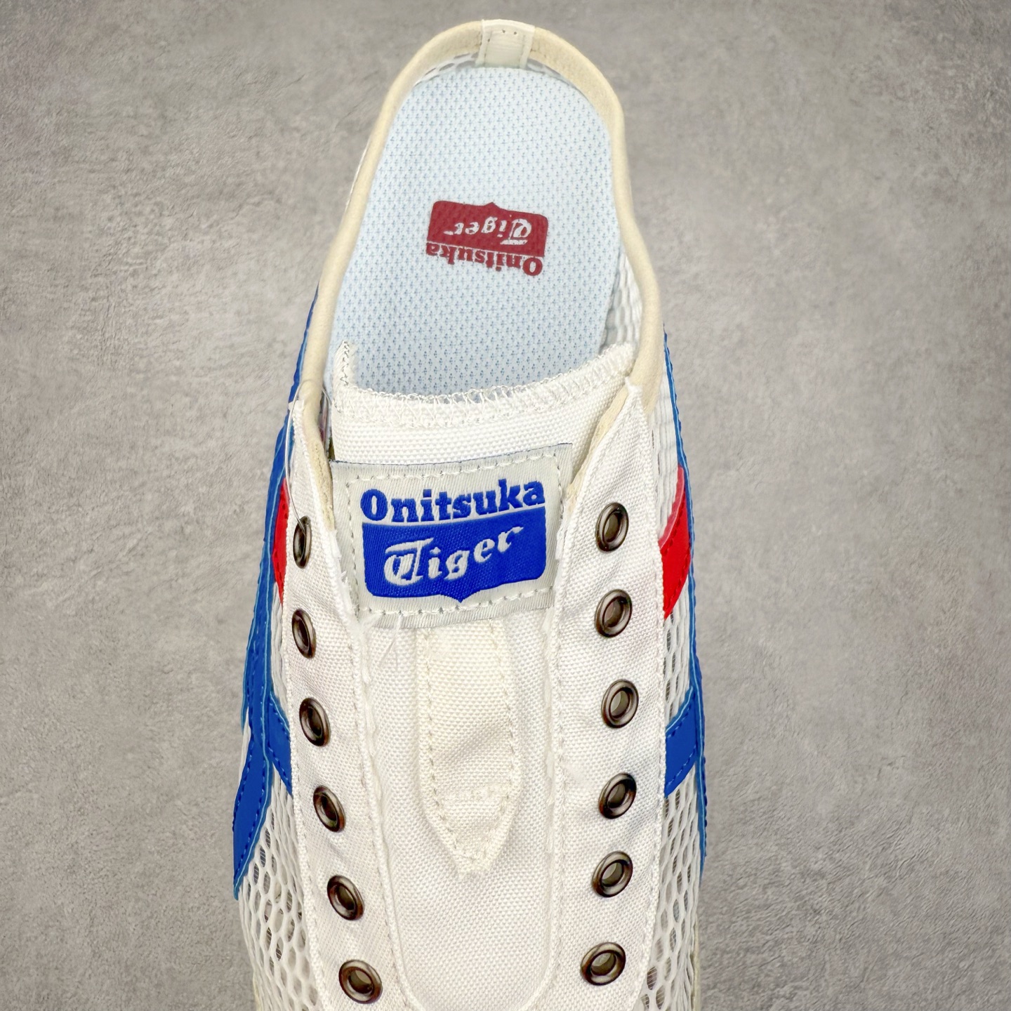 图片[5]-Onitsuka Tiger MEXICO 66 MEXICO 66 Sabot 鬼冢虎经典舒适透气低帮生活休闲鞋 男女同款 产品从款式颜色造型上体现出追求舒适和细节的完美 鞋类更是推崇手工制作的严谨与完美 融舒适性与可穿性的设计风格 注重细节的完美和别致魅力 既保持稳重 又不失轻松的时尚感 尺码：36 37 37.5 38 39 39.5 40 40.5 41.5 42 42.5 43.5 44 45-选品中心