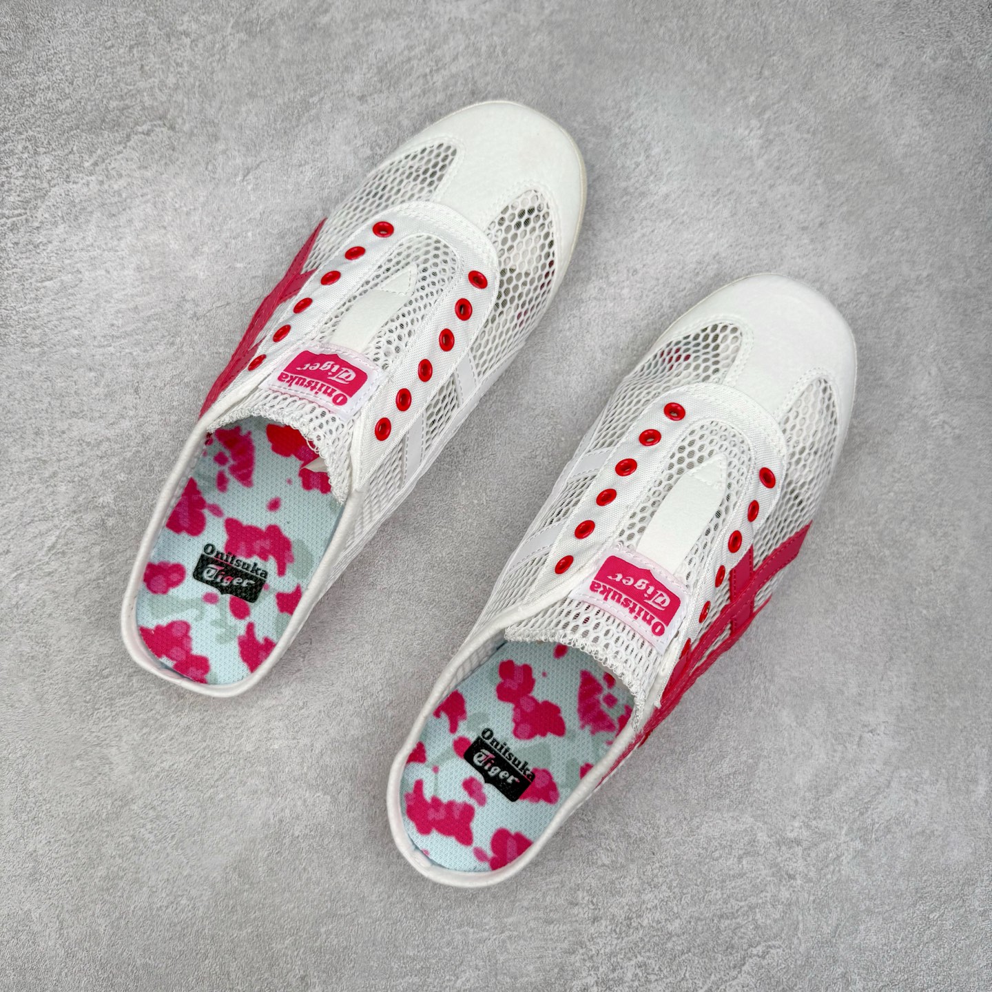 图片[3]-Onitsuka Tiger MEXICO 66 MEXICO 66 Sabot 鬼冢虎经典舒适透气低帮生活休闲鞋 男女同款 产品从款式颜色造型上体现出追求舒适和细节的完美 鞋类更是推崇手工制作的严谨与完美 融舒适性与可穿性的设计风格 注重细节的完美和别致魅力 既保持稳重 又不失轻松的时尚感 尺码：36 37 37.5 38 39 39.5 40 40.5 41.5 42 42.5 43.5 44 45-选品中心