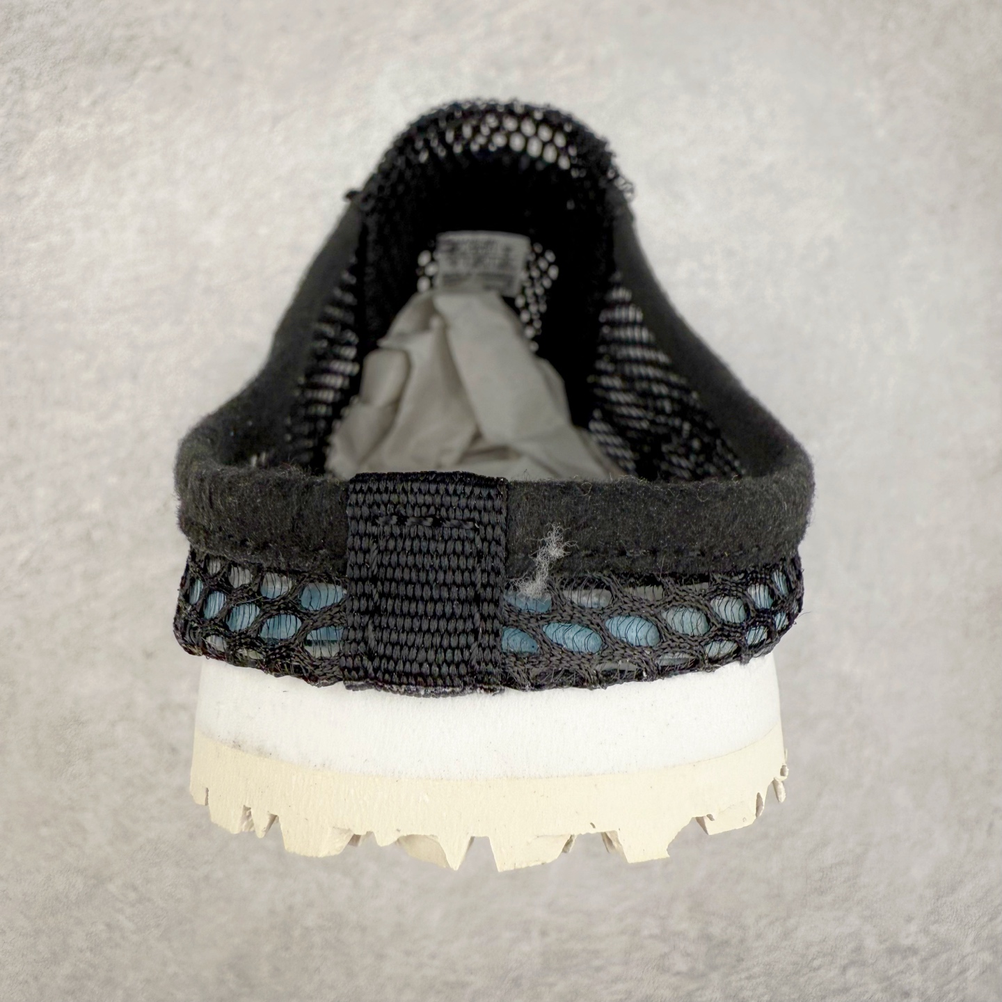 图片[8]-Onitsuka Tiger MEXICO 66 MEXICO 66 Sabot 鬼冢虎经典舒适透气低帮生活休闲鞋 男女同款 产品从款式颜色造型上体现出追求舒适和细节的完美 鞋类更是推崇手工制作的严谨与完美 融舒适性与可穿性的设计风格 注重细节的完美和别致魅力 既保持稳重 又不失轻松的时尚感 尺码：36 37 37.5 38 39 39.5 40 40.5 41.5 42 42.5 43.5 44 45-选品中心