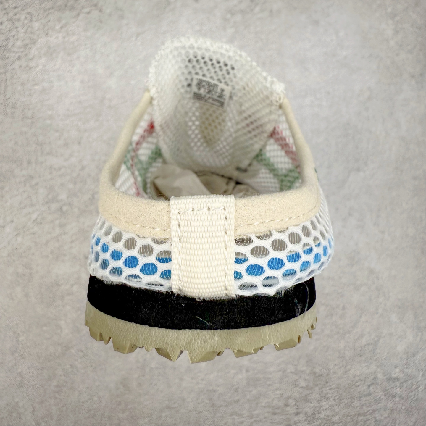 图片[8]-Onitsuka Tiger MEXICO 66 MEXICO 66 Sabot 鬼冢虎经典舒适透气低帮生活休闲鞋 男女同款 产品从款式颜色造型上体现出追求舒适和细节的完美 鞋类更是推崇手工制作的严谨与完美 融舒适性与可穿性的设计风格 注重细节的完美和别致魅力 既保持稳重 又不失轻松的时尚感 尺码：36 37 37.5 38 39 39.5 40 40.5 41.5 42 42.5 43.5 44 45-选品中心