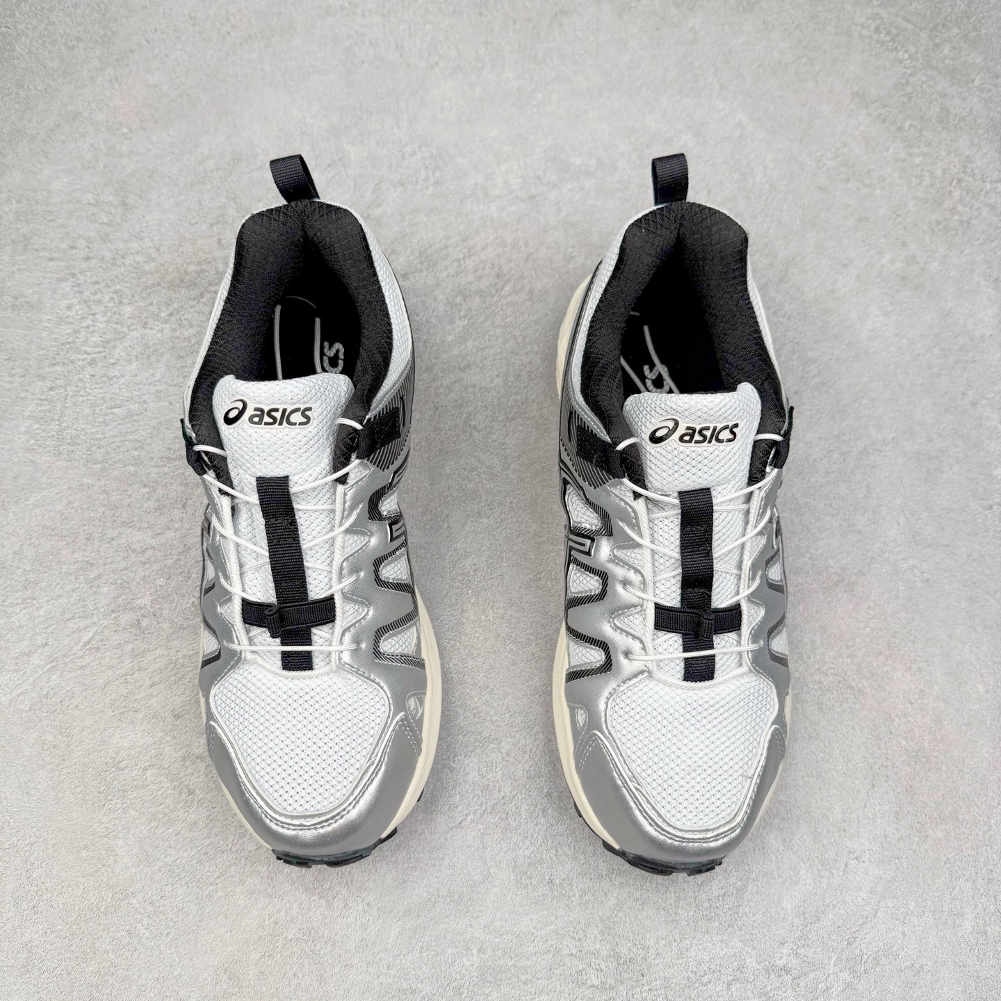 图片[2]-Asics Gel-Sonoma SE 亚瑟士溯溪鞋涉水鞋洞洞鞋 舒适日常休闲百搭防滑低帮户外徒步舒适随行跑步鞋 无界 路更远 今夏必备 颠覆认知 包裹性超强 脚感非常之舒适 侧面镂空设计 透气性极佳 让微风灌入足底 为沸腾夏日注入清爽能量防滑效果也不错 颜值与性能兼备 各平台实体疯狂种草首选 尺码：36 37.5 38 39 40 40.5 41.5 42 42.5 43.5 44 45-选品中心