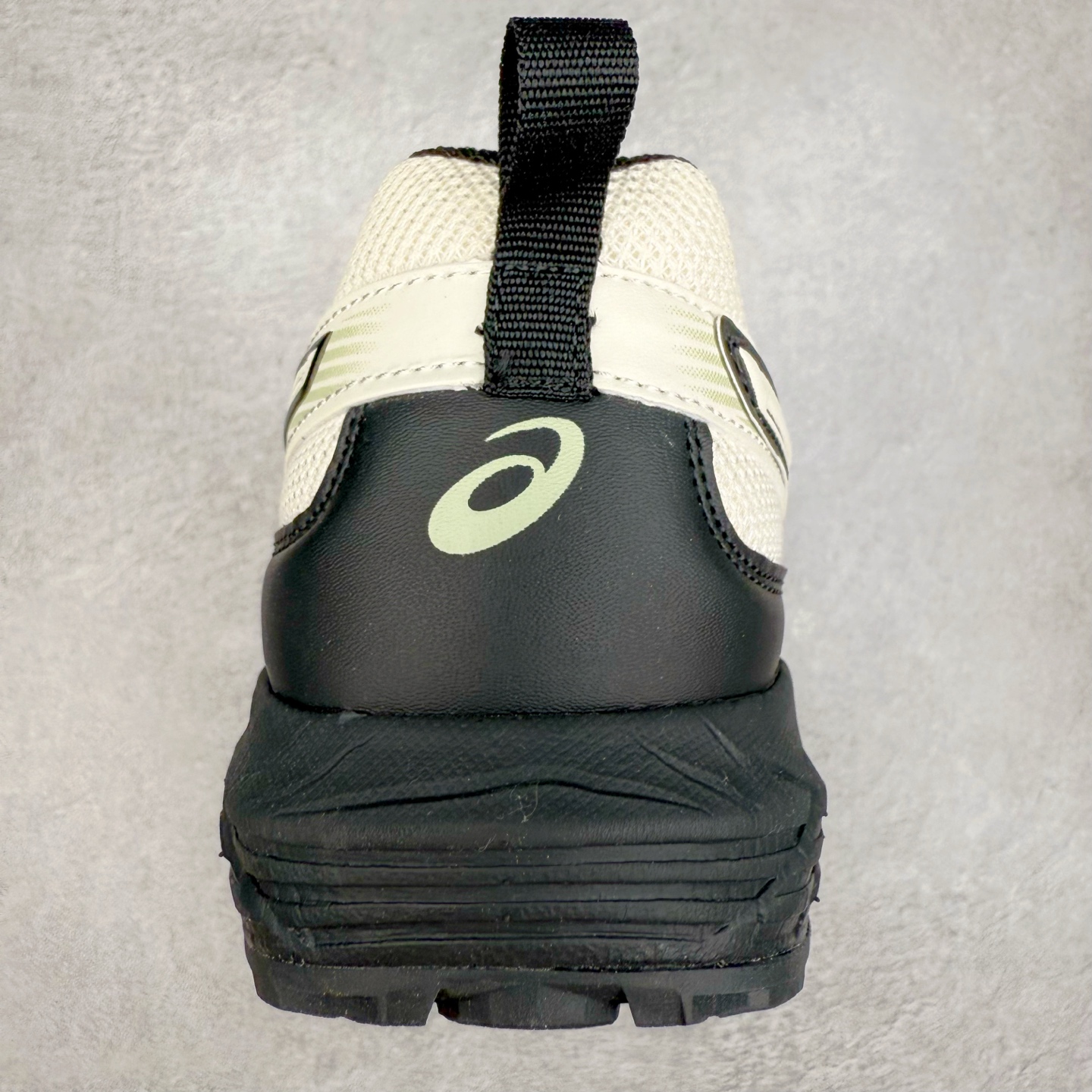 图片[8]-Asics Gel-Sonoma SE 亚瑟士溯溪鞋涉水鞋洞洞鞋 舒适日常休闲百搭防滑低帮户外徒步舒适随行跑步鞋 无界 路更远 今夏必备 颠覆认知 包裹性超强 脚感非常之舒适 侧面镂空设计 透气性极佳 让微风灌入足底 为沸腾夏日注入清爽能量防滑效果也不错 颜值与性能兼备 各平台实体疯狂种草首选 尺码：36 37.5 38 39 40 40.5 41.5 42 42.5 43.5 44 45-选品中心