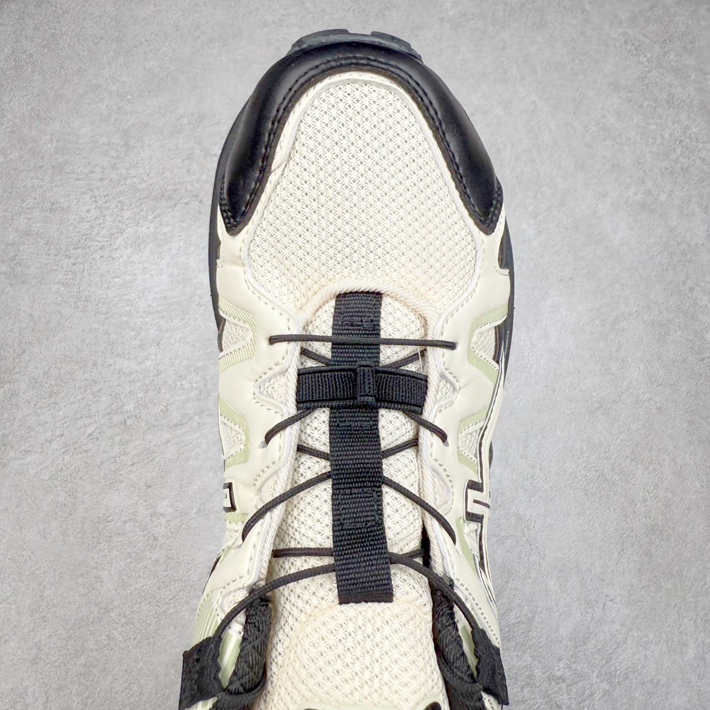 图片[4]-Asics Gel-Sonoma SE 亚瑟士溯溪鞋涉水鞋洞洞鞋 舒适日常休闲百搭防滑低帮户外徒步舒适随行跑步鞋 无界 路更远 今夏必备 颠覆认知 包裹性超强 脚感非常之舒适 侧面镂空设计 透气性极佳 让微风灌入足底 为沸腾夏日注入清爽能量防滑效果也不错 颜值与性能兼备 各平台实体疯狂种草首选 尺码：36 37.5 38 39 40 40.5 41.5 42 42.5 43.5 44 45-选品中心