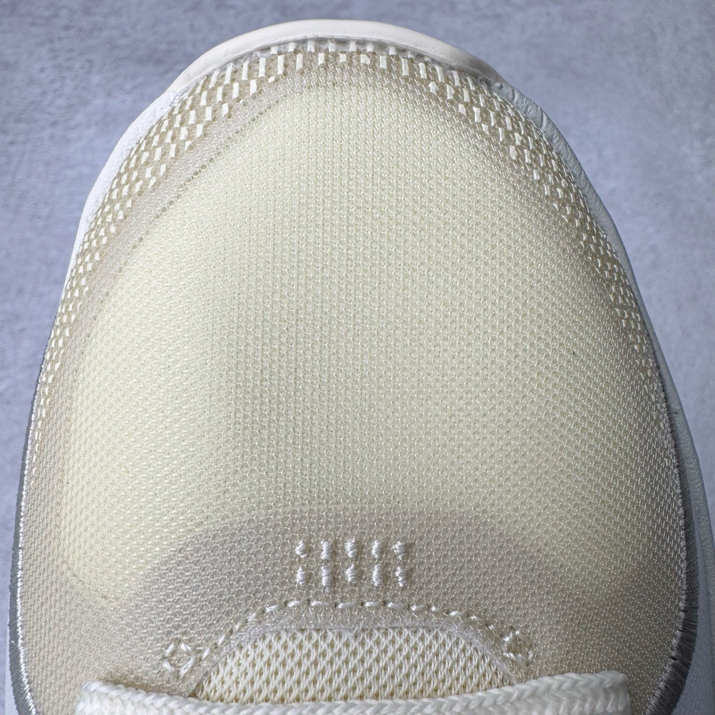 图片[15]-＃Max/灭世 NK Sabrina 2 萨布丽娜二代签名减震防滑低帮篮球鞋 椰奶色 FZ1517-102 革新登场🌪🔝颠覆革新出货‼️缓震配置独家革新！实战属性直接拉满👊🏻实战天花板上限再度提升！实战亲测-性能体验吊打国产同价位鞋款 ⚫️前掌扇形zoom➕增配中足抗扭片➕增配后掌马蹄ZOOM气垫（正品仅配置前掌扇形zoom） 完美解决 正品抗扭不足问题 ⚫️采用科比5代鞋楦以及龙骨数据打造！前后落差仅6mm！小科5实至名归！ ⚫️鞋身➕鞋头增配高频补强层，提升鞋头以及脚踝支撑性 ⚫️鞋垫采用高弹缓震垫材质-磨合一场直接贴合脚型☑️ ⚫️外底加厚2mm，升级止滑配方，磨合一次，抓地原地起飞 后卫旗舰有且只在灭世纯原（支持市场任意货品正面PK） 真材实料，肉眼可见！革新升级绝非空穴来风！灭世纯原内外兼修，用态度诠释最强实战货品👊🏻 尺码：39-46（尺码建议：标准亚洲楦 无需大半码）-选品中心