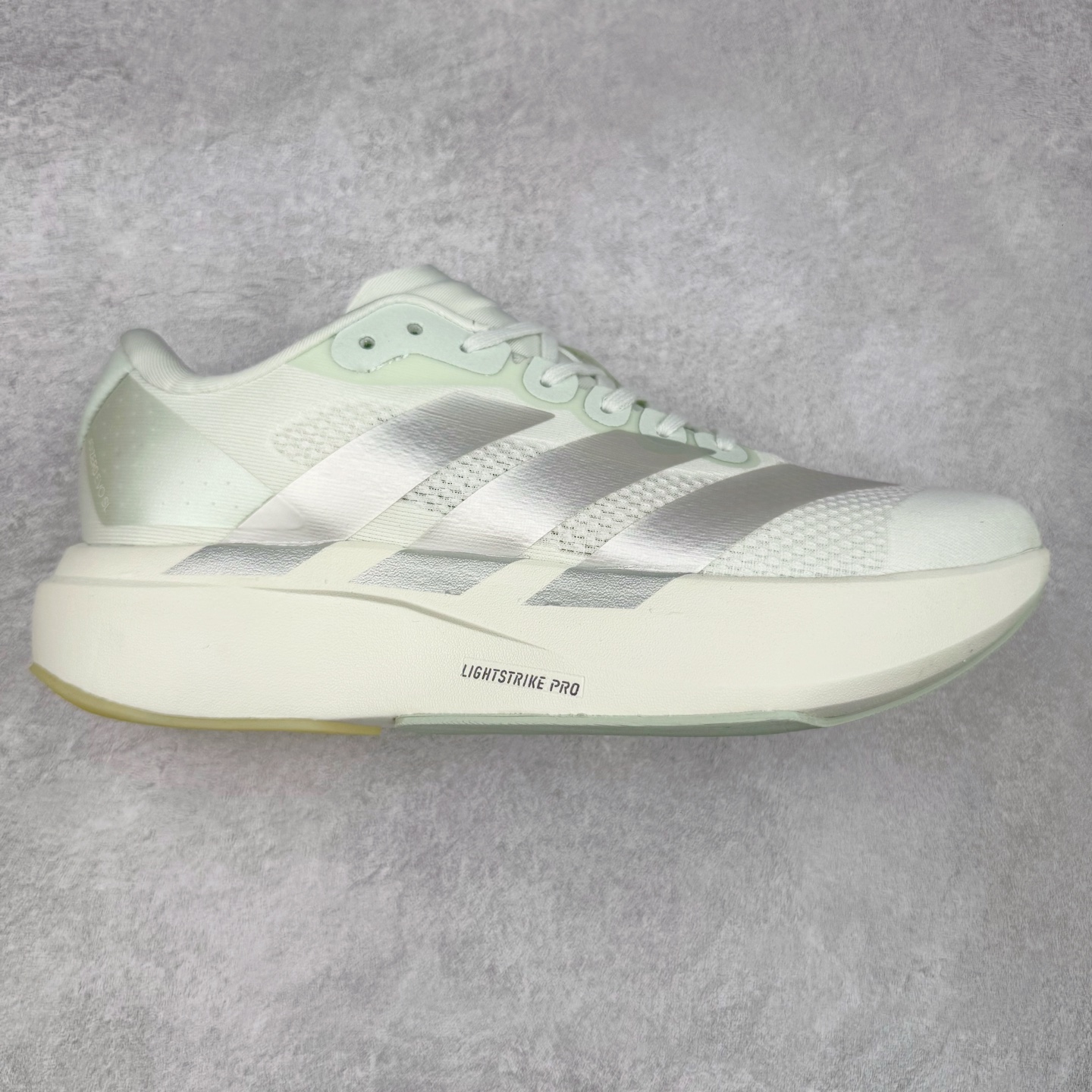 图片[8]-＃福利特价 AD Adizero EVO SL 马拉松竞速专业跑鞋 CELERMESH针织网面非常轻薄 纤维间的缝隙很大 可以保证跑步时的透气、排汗效果 鞋舌直接与两侧的内衬和鞋底连接在一起 在跑步过程中不会被鞋舌的左右移动所困扰 在标准鞋带孔的基础上再拓宽一组鞋带孔 适合不同脚型的需求 突破性 EnergyRods 技术，有助于跑者实现更好的成绩 中底独特的LIGHTSTRIKE PRO泡棉材质 微弹感觉在跑步过程中给予了良好的支撑体验 对于顶级精英和高水平进阶跑者来说 ADIOS PRO是一双值得信赖的竞速比赛用鞋 尺码：36 36.5 37.5 38 38.5 39 40 40.5 41 42 42.5 43 44 44.5 45-选品中心