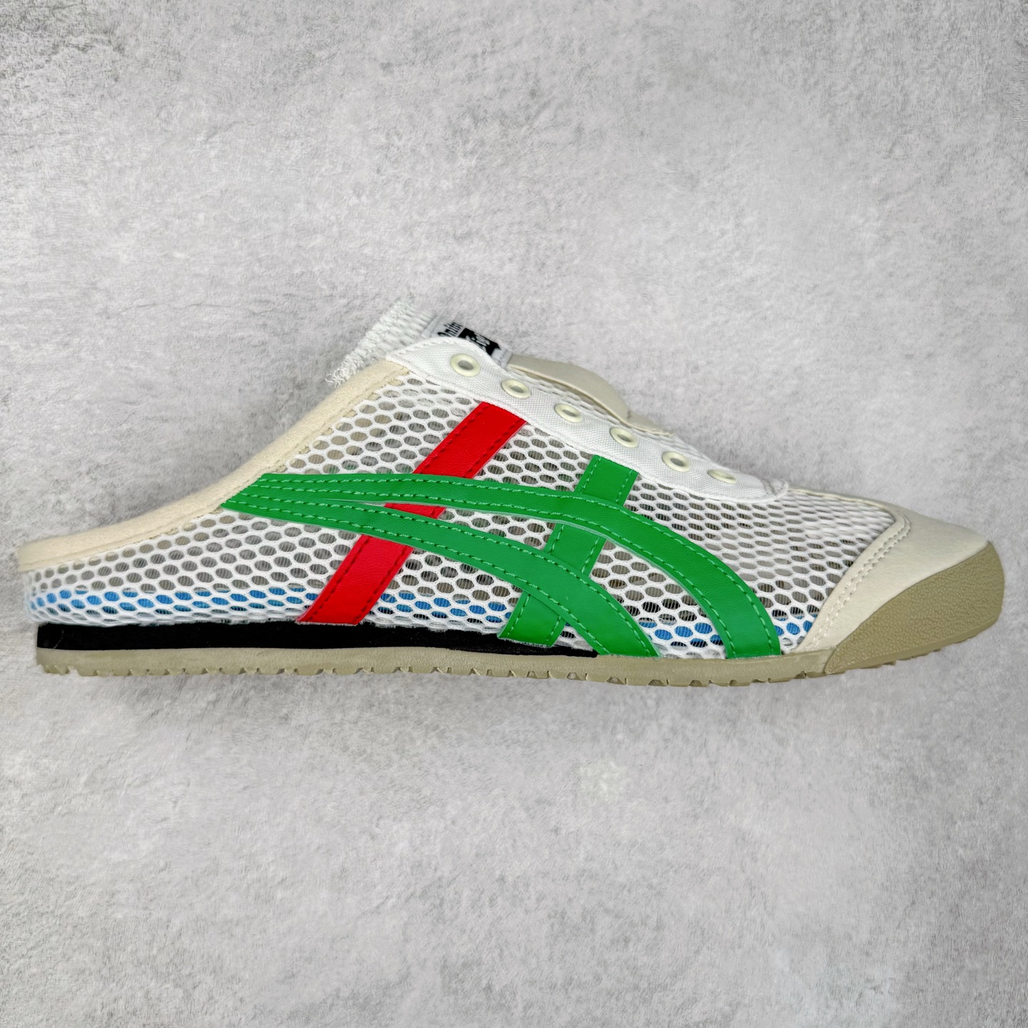 Onitsuka Tiger MEXICO 66 MEXICO 66 Sabot 鬼冢虎经典舒适透气低帮生活休闲鞋 男女同款 产品从款式颜色造型上体现出追求舒适和细节的完美 鞋类更是推崇手工制作的严谨与完美 融舒适性与可穿性的设计风格 注重细节的完美和别致魅力 既保持稳重 又不失轻松的时尚感 尺码：36 37 37.5 38 39 39.5 40 40.5 41.5 42 42.5 43.5 44 45-选品中心