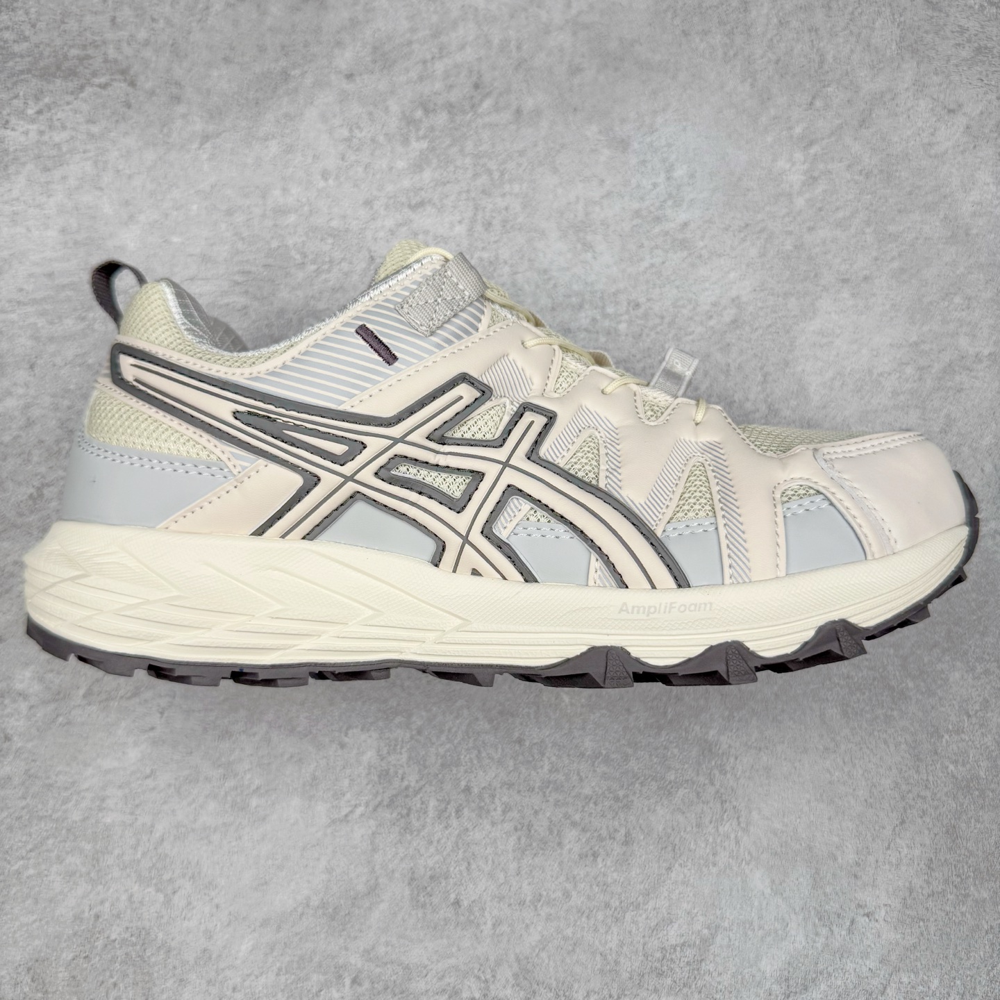 图片[5]-Asics Gel-Sonoma SE 亚瑟士溯溪鞋涉水鞋洞洞鞋 舒适日常休闲百搭防滑低帮户外徒步舒适随行跑步鞋 无界 路更远 今夏必备 颠覆认知 包裹性超强 脚感非常之舒适 侧面镂空设计 透气性极佳 让微风灌入足底 为沸腾夏日注入清爽能量防滑效果也不错 颜值与性能兼备 各平台实体疯狂种草首选 尺码：36 37.5 38 39 40 40.5 41.5 42 42.5 43.5 44 45 46-选品中心