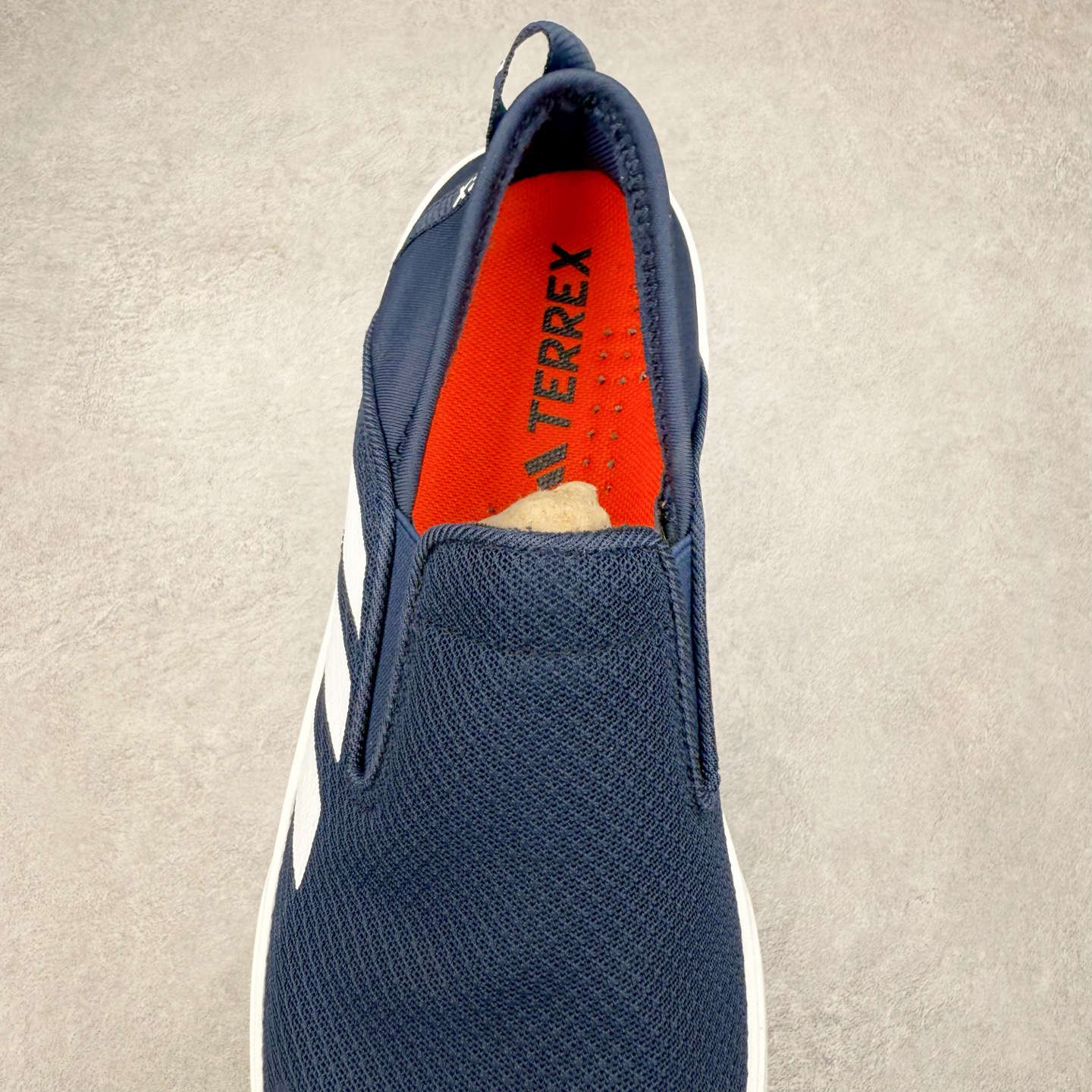 图片[5]-AD Terrex Boat 清风舒适百搭耐磨防滑低帮 生活休闲鞋一脚蹬男女同款 实拍调校N版已经零色差零失真 百分百还原实物色彩所见即所得 不存在货不对板色差等低级问题 选购参考实物拍摄 不混卖不参货 只用心做好货严格选品 承诺混一赔十 尺码：36 36.5 37.5 38 38.5 39 40 40.5 41 42 42.5 43 44 44.5 45-选品中心