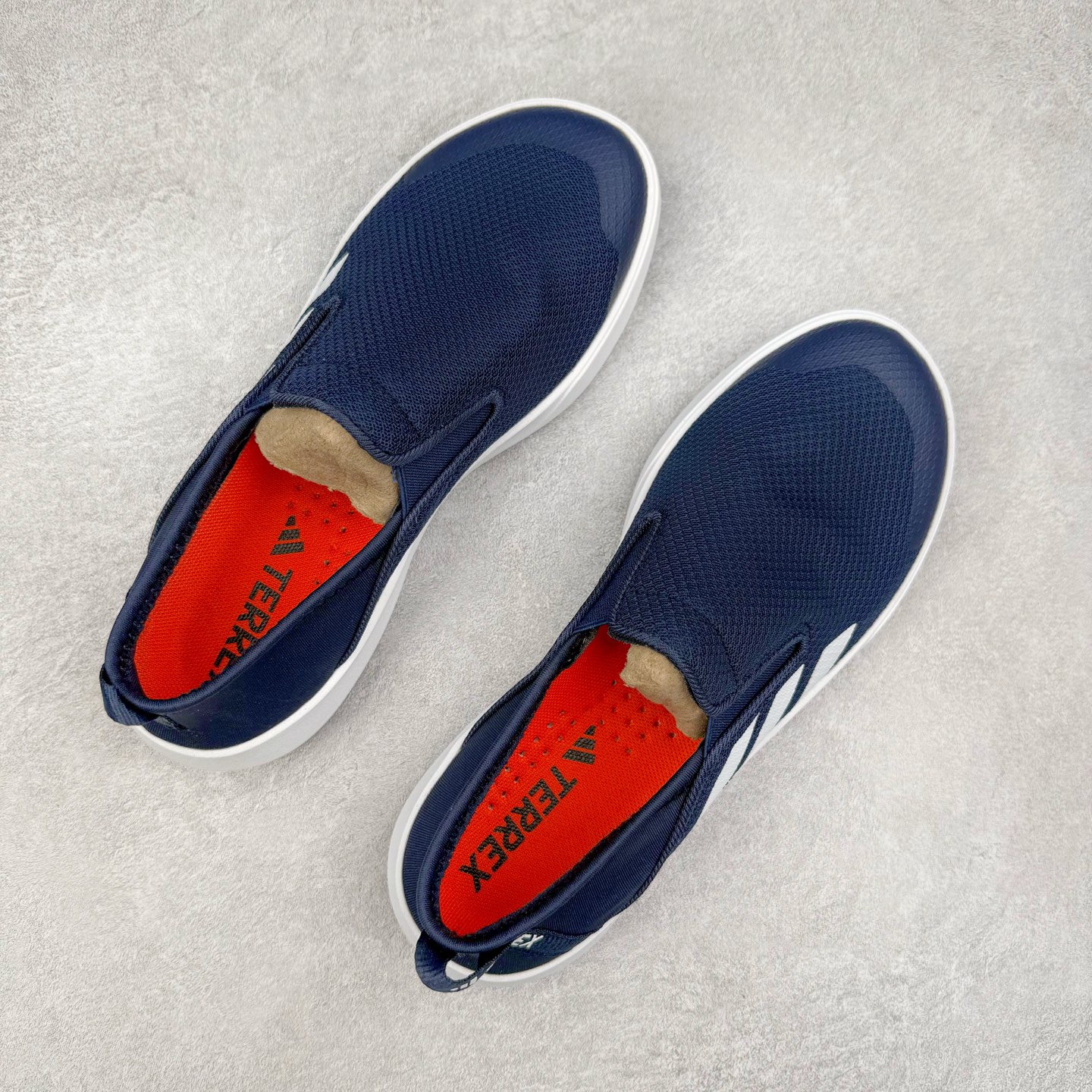 图片[3]-AD Terrex Boat 清风舒适百搭耐磨防滑低帮 生活休闲鞋一脚蹬男女同款 实拍调校N版已经零色差零失真 百分百还原实物色彩所见即所得 不存在货不对板色差等低级问题 选购参考实物拍摄 不混卖不参货 只用心做好货严格选品 承诺混一赔十 尺码：36 36.5 37.5 38 38.5 39 40 40.5 41 42 42.5 43 44 44.5 45-选品中心