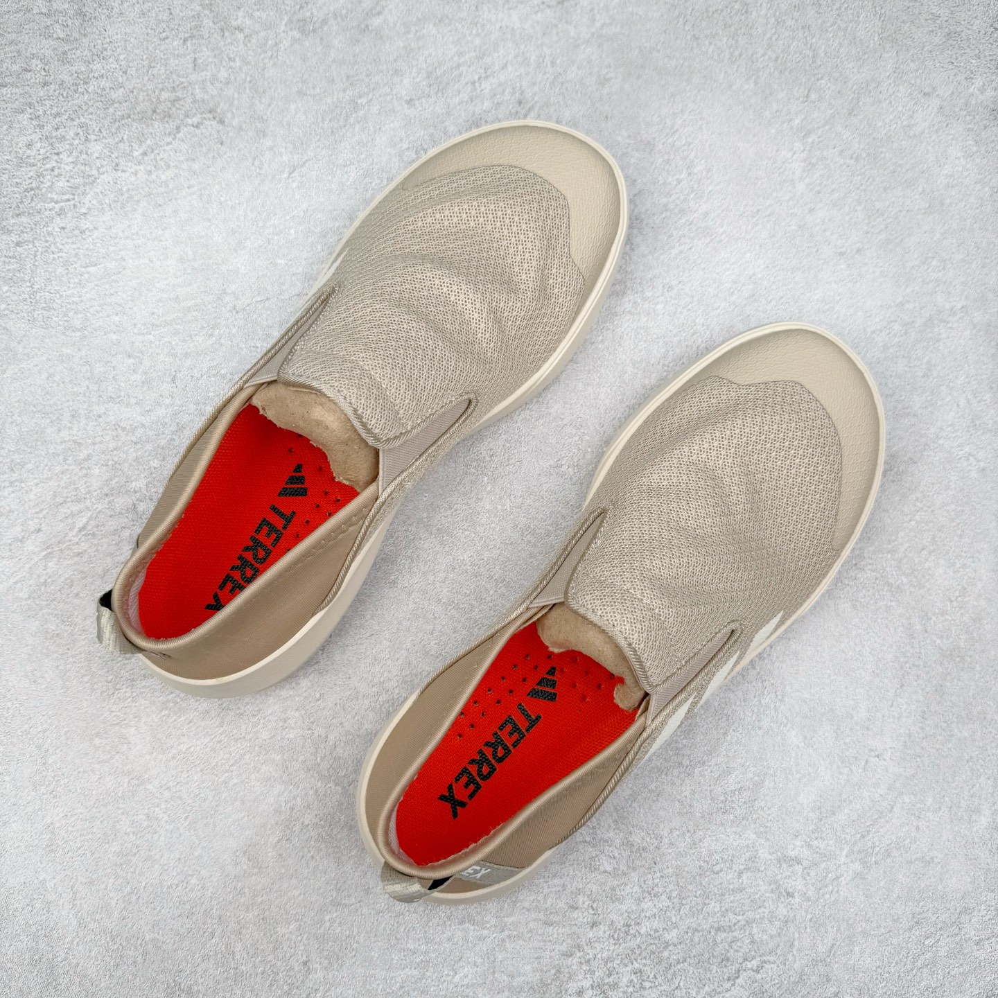 图片[3]-AD Terrex Boat 清风舒适百搭耐磨防滑低帮 生活休闲鞋一脚蹬男女同款 实拍调校N版已经零色差零失真 百分百还原实物色彩所见即所得 不存在货不对板色差等低级问题 选购参考实物拍摄 不混卖不参货 只用心做好货严格选品 承诺混一赔十 尺码：36 36.5 37.5 38 38.5 39 40 40.5 41 42 42.5 43 44 44.5 45-选品中心