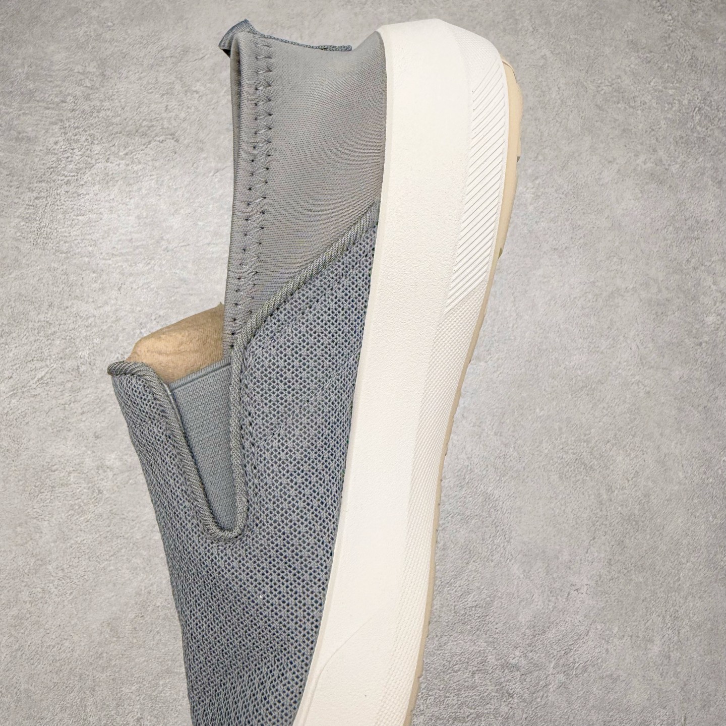 图片[7]-AD Terrex Boat 清风舒适百搭耐磨防滑低帮 生活休闲鞋一脚蹬男女同款 实拍调校N版已经零色差零失真 百分百还原实物色彩所见即所得 不存在货不对板色差等低级问题 选购参考实物拍摄 不混卖不参货 只用心做好货严格选品 承诺混一赔十 尺码：36 36.5 37.5 38 38.5 39 40 40.5 41 42 42.5 43 44 44.5 45-选品中心