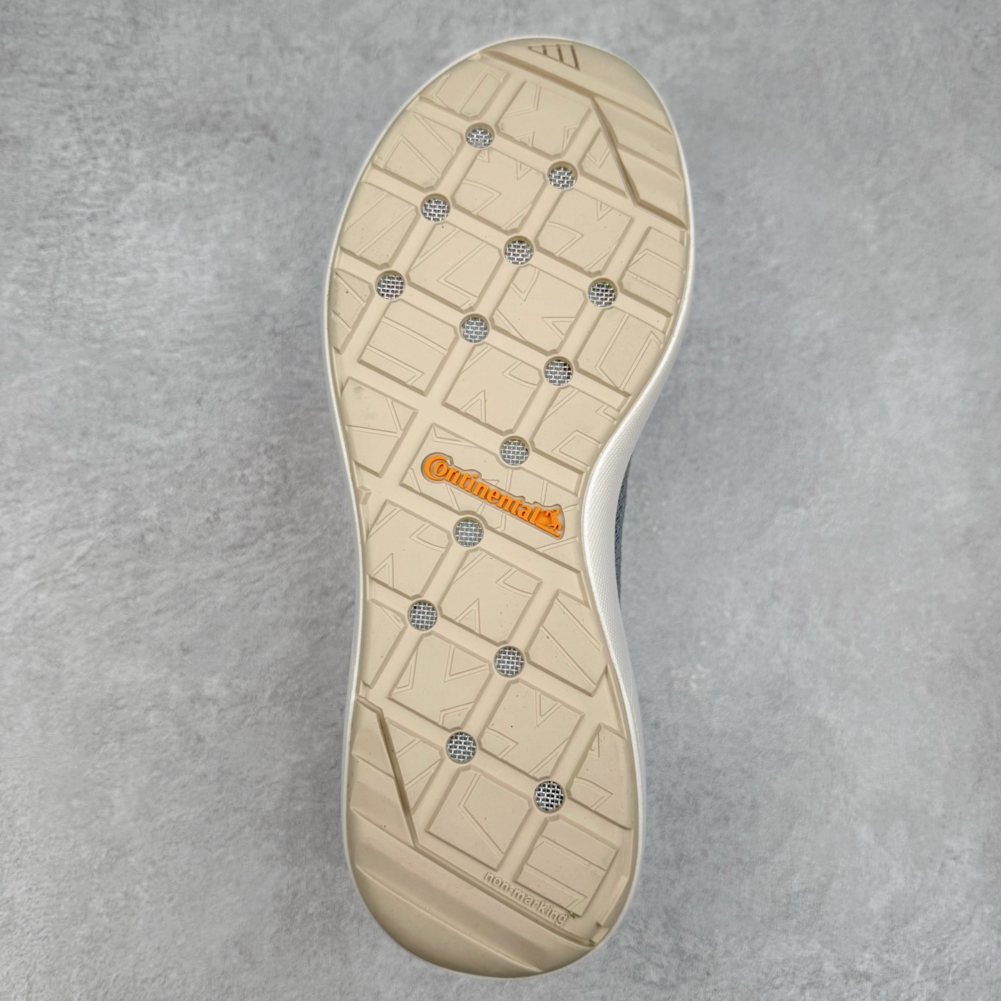 图片[9]-AD Terrex Boat 清风舒适百搭耐磨防滑低帮 生活休闲鞋一脚蹬男女同款 实拍调校N版已经零色差零失真 百分百还原实物色彩所见即所得 不存在货不对板色差等低级问题 选购参考实物拍摄 不混卖不参货 只用心做好货严格选品 承诺混一赔十 尺码：36 36.5 37.5 38 38.5 39 40 40.5 41 42 42.5 43 44 44.5 45-选品中心