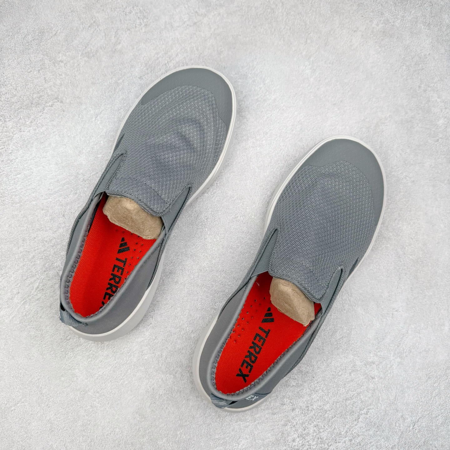 图片[3]-AD Terrex Boat 清风舒适百搭耐磨防滑低帮 生活休闲鞋一脚蹬男女同款 实拍调校N版已经零色差零失真 百分百还原实物色彩所见即所得 不存在货不对板色差等低级问题 选购参考实物拍摄 不混卖不参货 只用心做好货严格选品 承诺混一赔十 尺码：36 36.5 37.5 38 38.5 39 40 40.5 41 42 42.5 43 44 44.5 45-选品中心