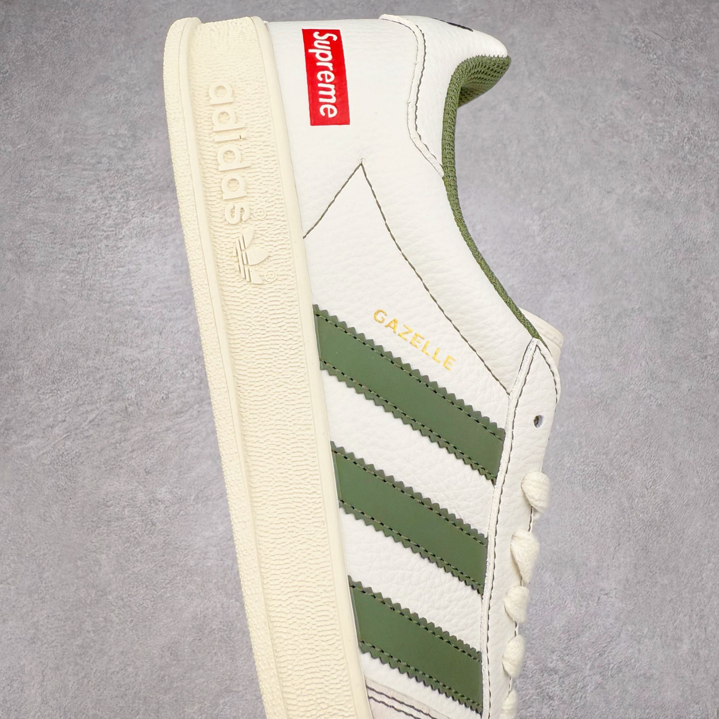 图片[6]-＃C2 AD Gazelle Indoor Trainers 羚羊内训系列低帮复古百搭休闲运动德训风板鞋 XD1688- 103 90年代经典的复刻版！自60年代以足球训练鞋面世以来,Gazelle就以其经典设计席卷全球。1991年版本的复刻,再造经典Gazelle。采用皮革打造,搭配浊色细节,让这款经典更加简约。尺码：36 36⅔ 37⅓ 38 38⅔ 39⅓ 40 40⅔ 41⅓ 42 42⅔ 43⅓ 44⅓ 44⅔ 45-选品中心