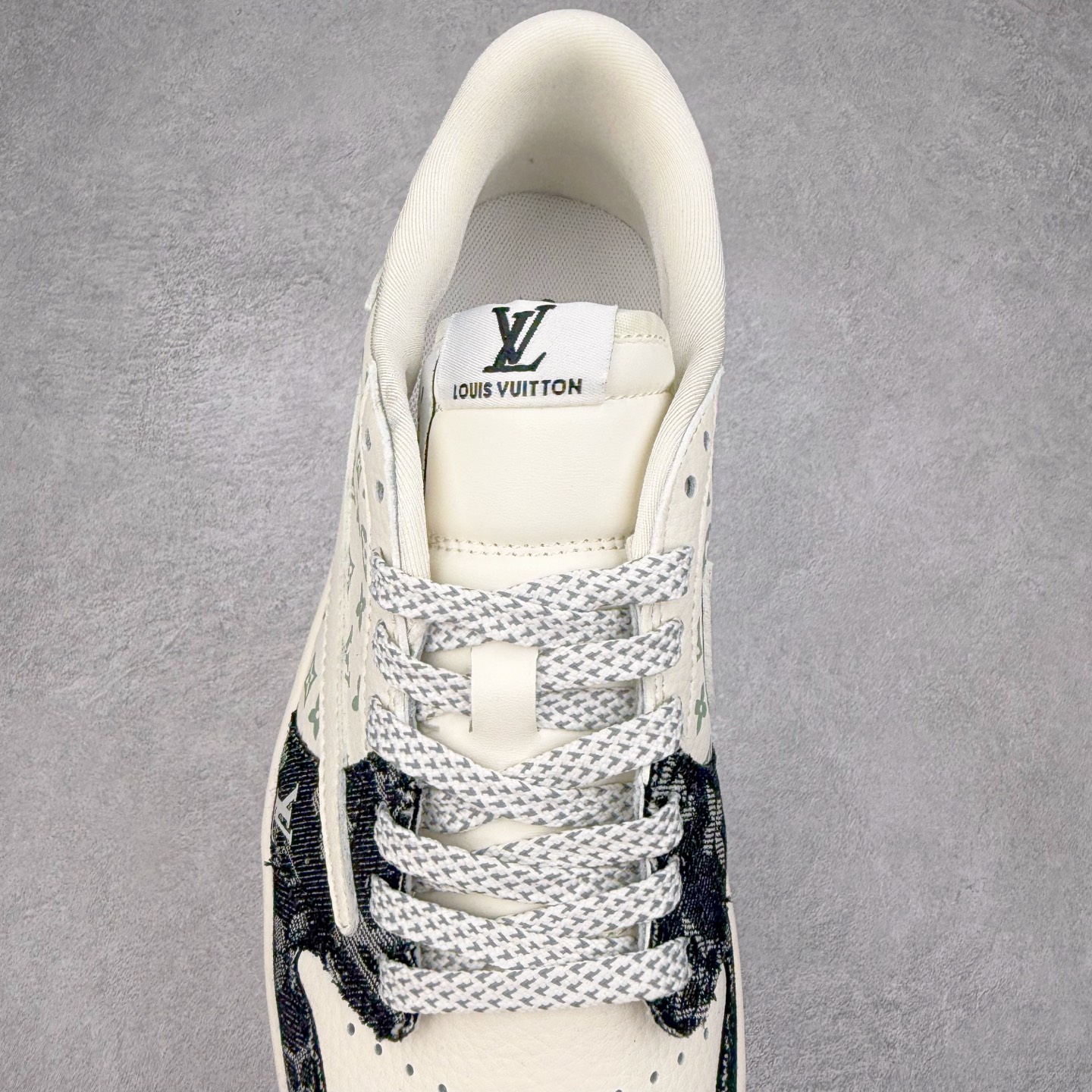 图片[5]-TS x Air Jordan AJ1 Low 倒钩低帮联名定制配色 SJ2068-008 原厂内置气垫魔块 A模大底 头层小牛皮 鞋舌AJ原厂专用牛津布+AJ专用反口珍珠布+原厂无杂质高弹内里海棉+特殊封边弹力鞋带 实拍调校N版已经零色差零失真 百分百还原实物色彩所见即所得 不存在货不对板色差等低级问题 选购参考实物拍摄 不混卖不参货 只用心做好货严格选品 承诺混一赔十 尺码：36 36.5 37.5 38 38.5 39 40 40.5 41 42 42.5 43 44 44.5 45-选品中心