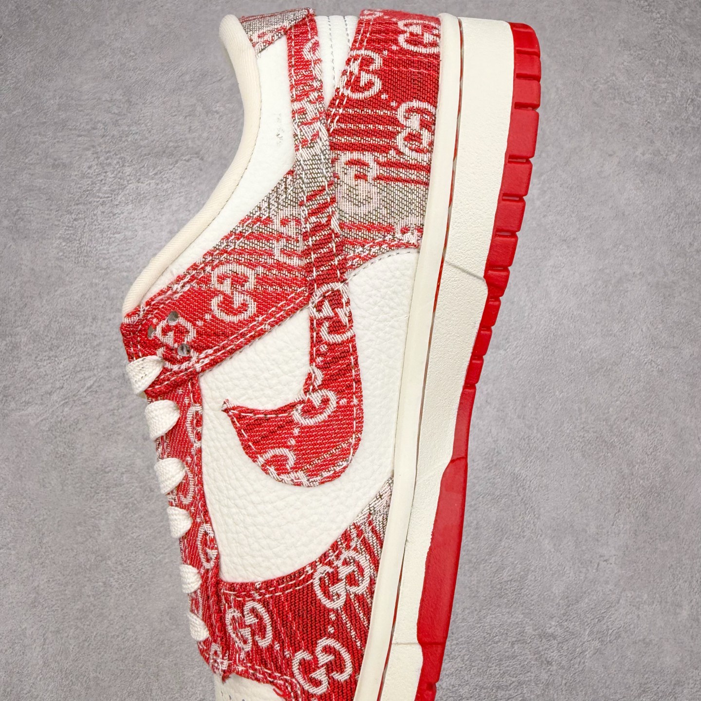 图片[7]-NK Dunk Low 定制配色 SC9207-417 大厂出品 极力推荐 原装头层材料 独家版型蒸餾加工帶來的是更好的视觉和脚感体验大厂纯原品质出货 清洁度 电绣工艺 皮料切割干净无任何毛边 细节完美 实拍调校N版已经零色差零失真 百分百还原实物色彩所见即所得 不存在货不对板色差等低级问题 选购参考实物拍摄 不混卖不参货 只用心做好货严格选品 承诺混一赔十 尺码：36 36.5 37.5 38 38.5 39 40 40.5 41 42 42.5 43 44 44.5 45-选品中心