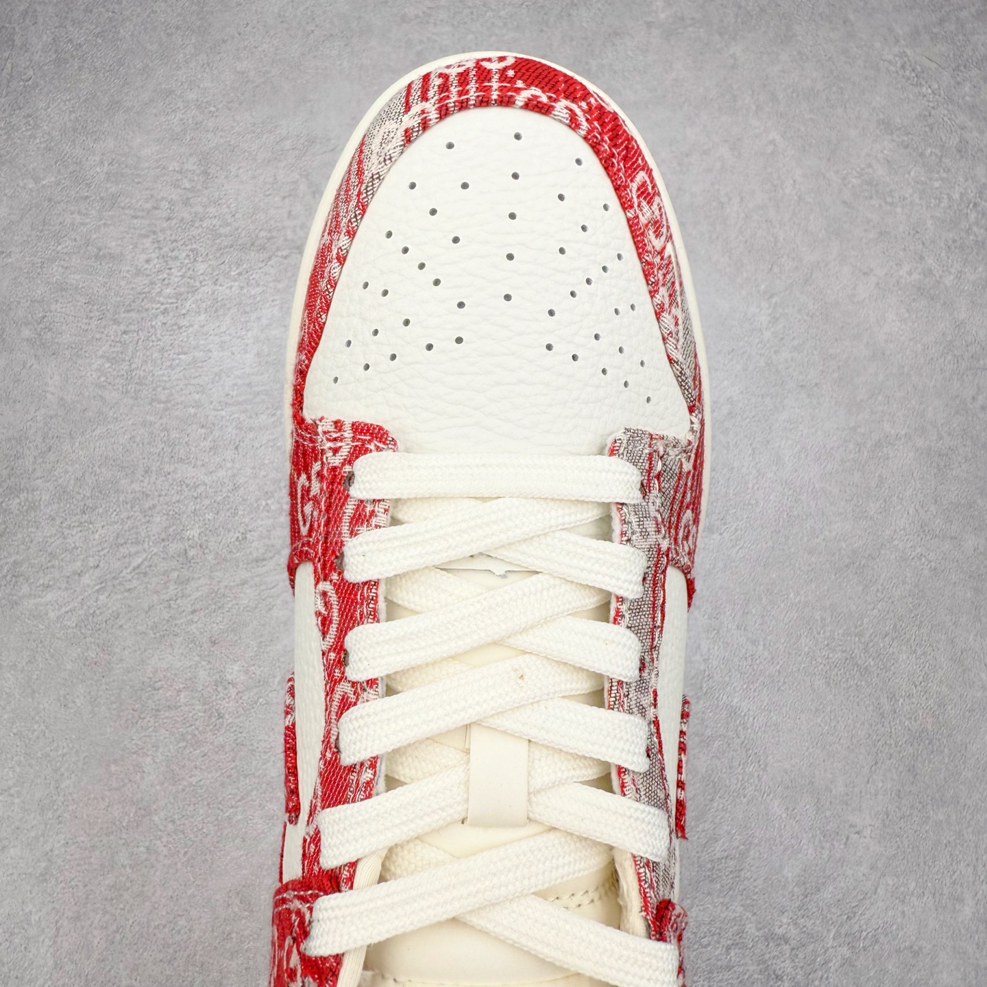 图片[4]-NK Dunk Low 定制配色 SC9207-417 大厂出品 极力推荐 原装头层材料 独家版型蒸餾加工帶來的是更好的视觉和脚感体验大厂纯原品质出货 清洁度 电绣工艺 皮料切割干净无任何毛边 细节完美 实拍调校N版已经零色差零失真 百分百还原实物色彩所见即所得 不存在货不对板色差等低级问题 选购参考实物拍摄 不混卖不参货 只用心做好货严格选品 承诺混一赔十 尺码：36 36.5 37.5 38 38.5 39 40 40.5 41 42 42.5 43 44 44.5 45-选品中心