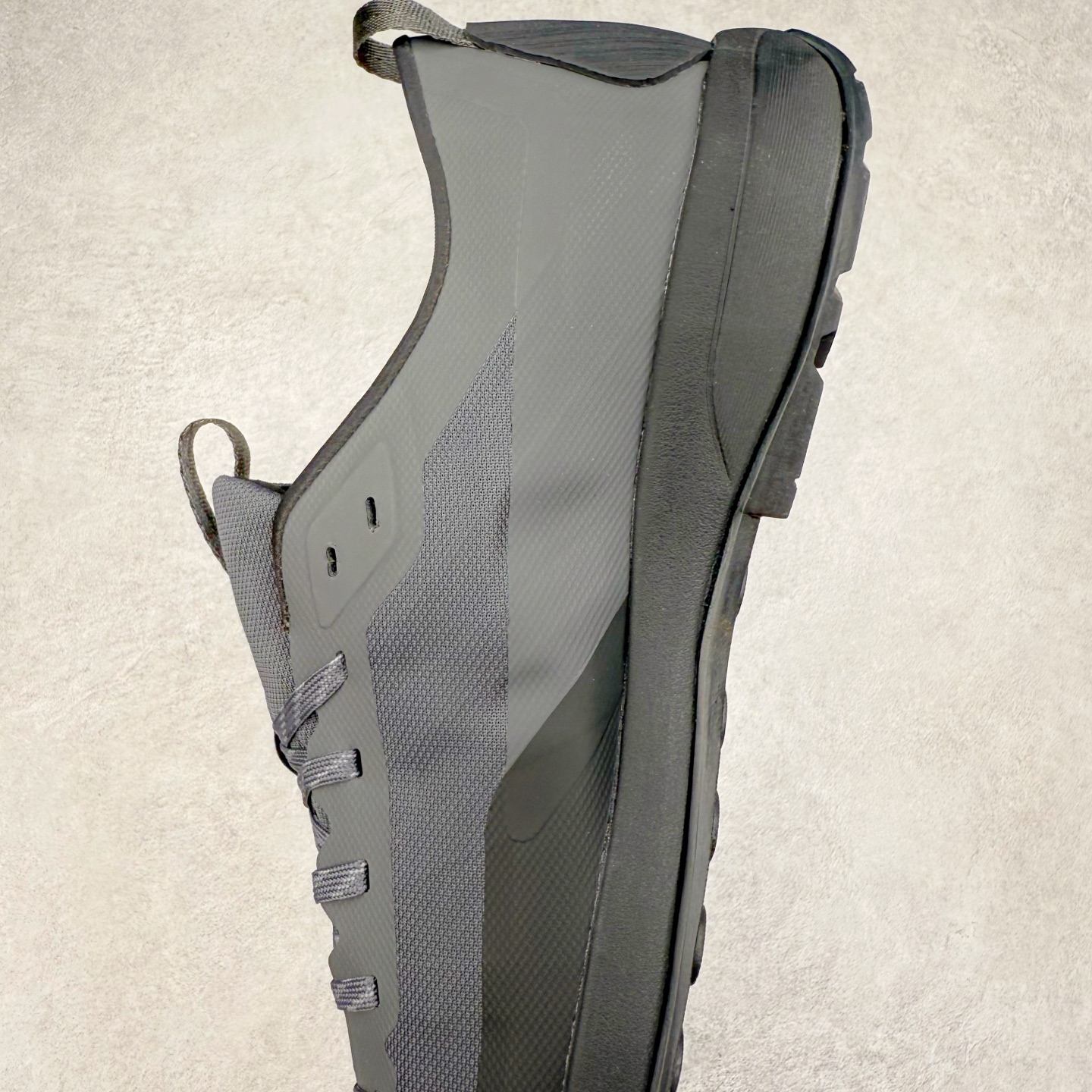 图片[7]-＃HP Arcteryx Konseal Lt 始祖鸟舒适百搭防滑耐磨低帮登山鞋 Arcteryx中文名始祖鸟 加拿大户外服饰品牌 1989年创立于加拿大温哥华 始祖鸟来自加拿大海岸山脉 植根高山的专业户外品牌 始终秉承对精湛设计和工艺孜孜以求的准则 从1989年创立至今 Arcteryx始终不断在产品设计与做工上不惜工本 以满足始祖鸟的标准 品质、设计以及精简的理念造就了其良好的性能 并能满足严苛环境下的使用需求 尺码：36 37 38 39 40 41 42 43 44-选品中心