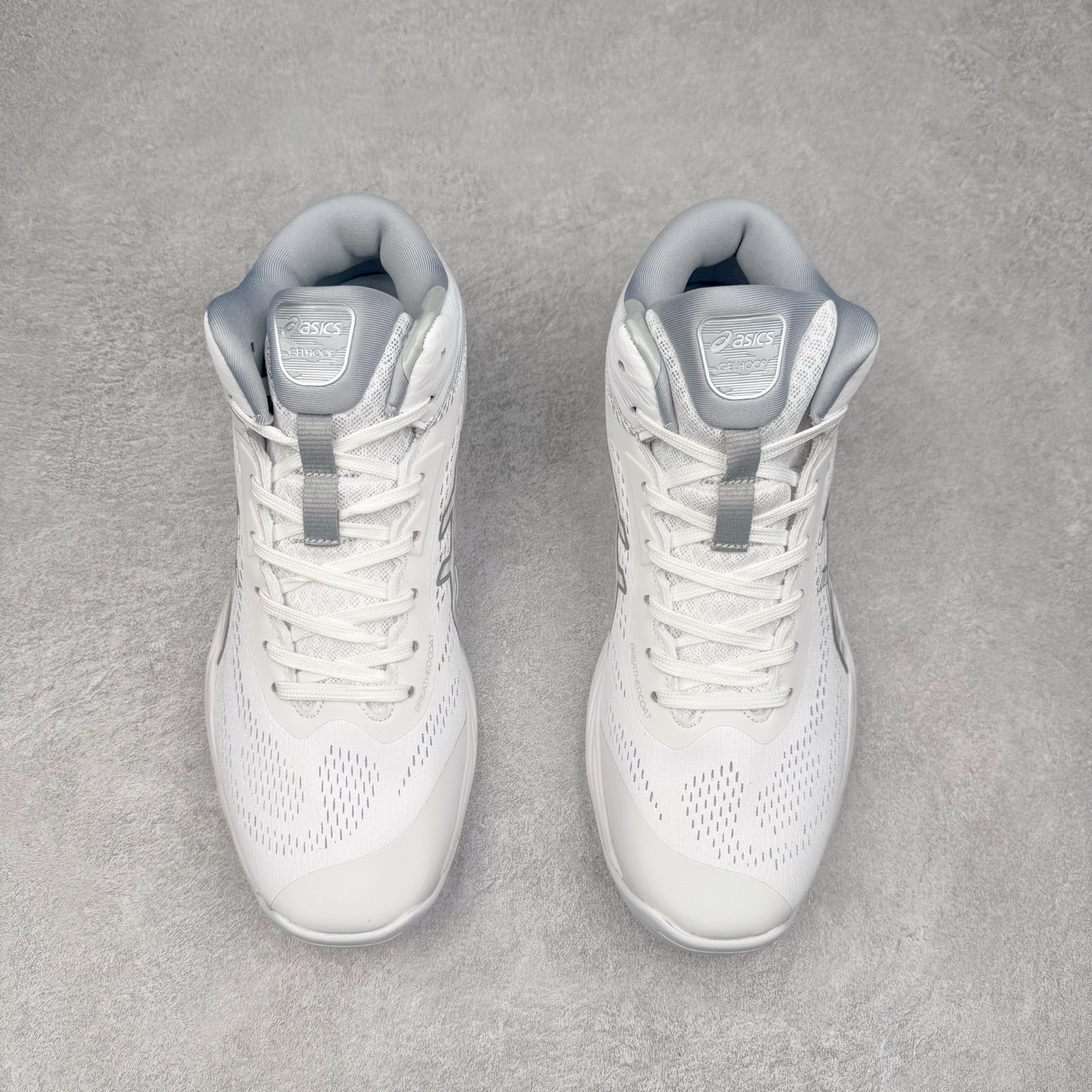 图片[2]-Asics Gel-Hoop V14 亚瑟士中帮舒适实战篮球鞋 鞋面采用新的U-THROAT不对称结构 是特别根据跑步跟中心点回转做的设计 来使包覆度提升 提供更柔韧的保护 同时能使脚步在弯曲时更灵活 尺码：40 40.5 41 42 42.5 43 44 44.5 45 46-选品中心