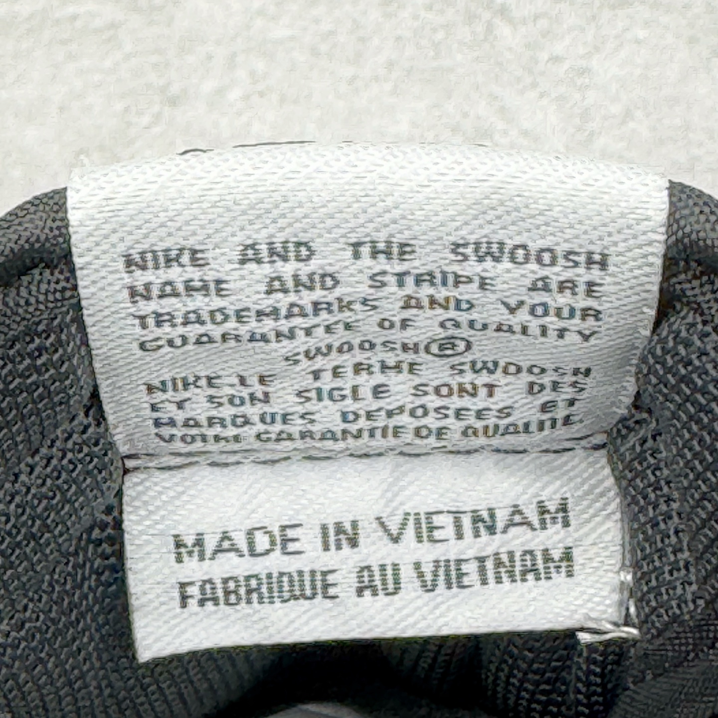 图片[13]-＃YC纯原 NK Dunk Low 黑白蓝 IB3079-100 实力大厂出品 新配色陆续开发 利润个位数只为口碑 全套原纸板楦头开发 确保原汁原味 完美呈现DUNK版型 一比一鞋头弧度高度鞋身弧度 此版本只针对中端市场 皮料材质有所更替 其他数据细节工艺流程均保持一致 绝不口嗨 细节品控鞋型随意对比 独家私模官方第六代原厂航空铝磨具打磨大底 鞋头坡度极致还原 无解鞋型 原盒原配 圈内天花板工艺 原厂玻璃冲刀 超高清洁度 全鞋零毛边皮料切割 原厂中底布点胶 中底布拉帮走线遵循公司 尺码：36 36.5 37.5 38 38.5 39 40 40.5 41 42 42.5 43 44 44.5 45 46-选品中心