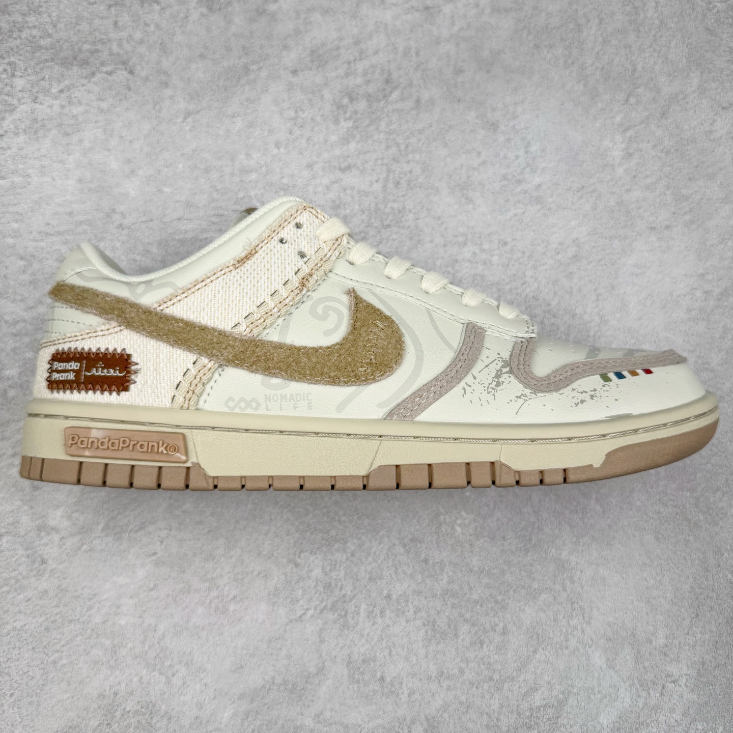 NK Dunk Low 定制配色 SC9207-417 大厂出品 极力推荐 原装头层材料 独家版型蒸餾加工帶來的是更好的视觉和脚感体验大厂纯原品质出货 清洁度 电绣工艺 皮料切割干净无任何毛边 细节完美 实拍调校N版已经零色差零失真 百分百还原实物色彩所见即所得 不存在货不对板色差等低级问题 选购参考实物拍摄 不混卖不参货 只用心做好货严格选品 承诺混一赔十 尺码：36 36.5 37.5 38 38.5 39 40 40.5 41 42 42.5 43 44 44.5 45-选品中心