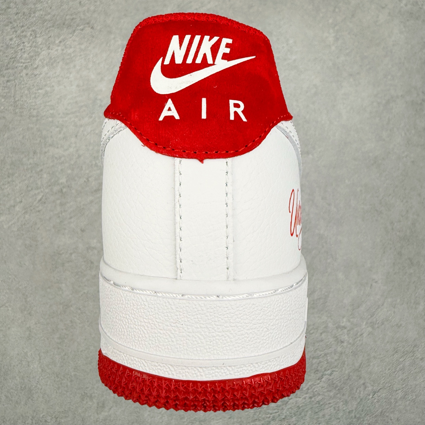 图片[8]-NK Air Force 1´07 Low 空军一号低帮百搭休闲运动板鞋 ZH0316-103 柔软、弹性十足的缓震性能和出色的中底设计 横跨复古与现代的外型结合 造就出风靡全球 三十多年的Force 1 直到今天还深受青睐 实拍调校N版已经零色差零失真 百分百还原实物色彩所见即所得 不存在货不对板色差等低级问题 选购参考实物拍摄 不混卖不参货 只用心做好货严格选品 承诺混一赔十 尺码：36 36.5 37.5 38 38.5 39 40 40.5 41 42 42.5 43 44 44.5 45-选品中心