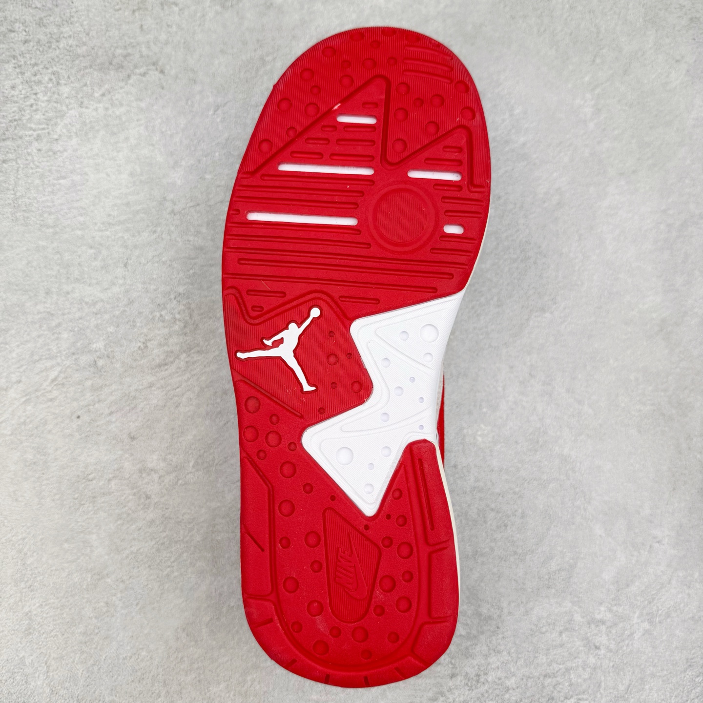 图片[9]-Jordan CMFT Era 时尚舒适 耐磨 低帮 复古篮球鞋 实拍调校N版已经零色差零失真 百分百还原实物色彩所见即所得 不存在货不对板色差等低级问题 选购参考实物拍摄 不混卖不参货 只用心做好货严格选品 承诺混一赔十 尺码：36 36.5 37.5 38 38.5 39 40 40.5 41 42 42.5 43 44 44.5 45 46-选品中心