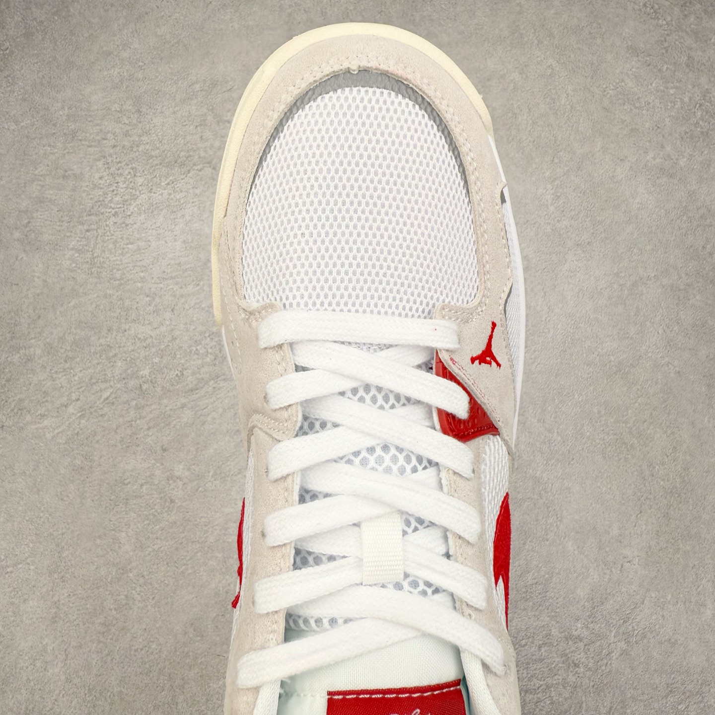 图片[4]-Jordan CMFT Era 时尚舒适 耐磨 低帮 复古篮球鞋 实拍调校N版已经零色差零失真 百分百还原实物色彩所见即所得 不存在货不对板色差等低级问题 选购参考实物拍摄 不混卖不参货 只用心做好货严格选品 承诺混一赔十 尺码：36 36.5 37.5 38 38.5 39 40 40.5 41 42 42.5 43 44 44.5 45 46-选品中心