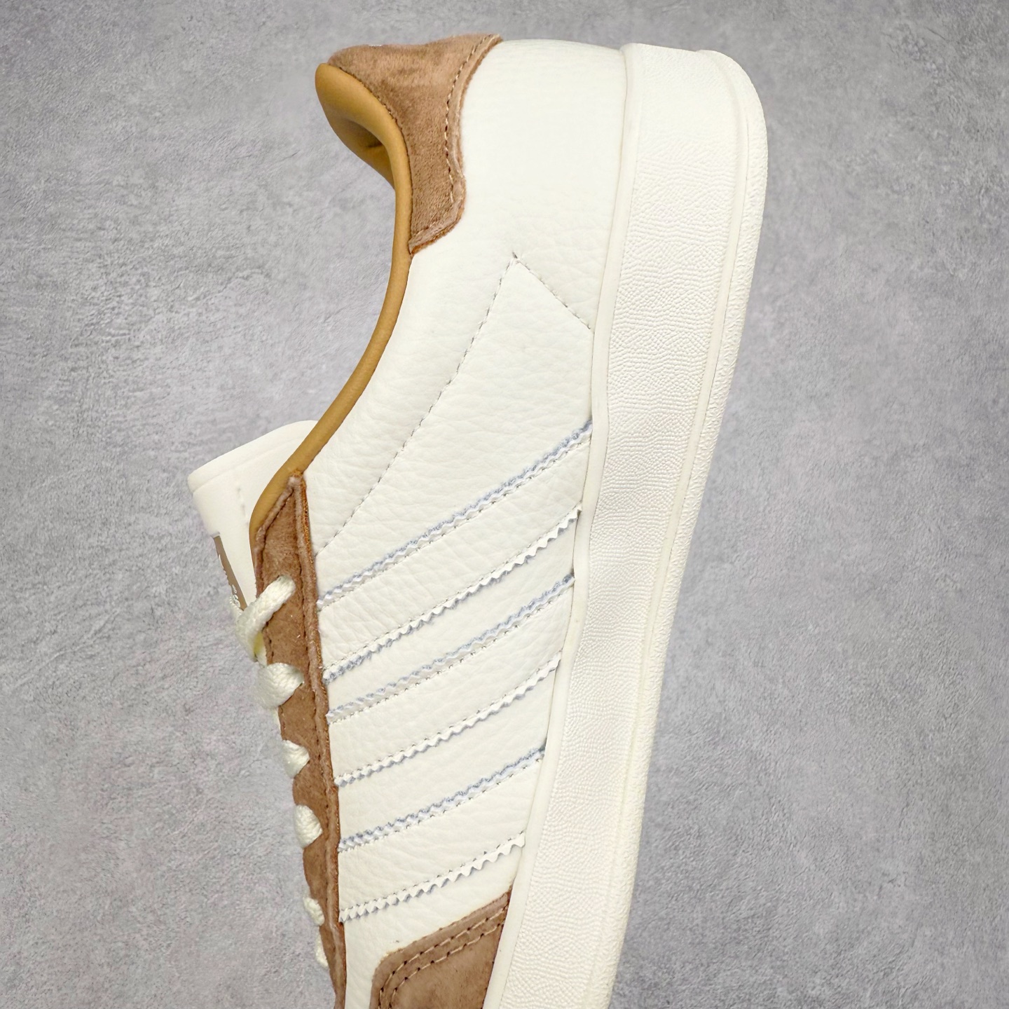 图片[7]-＃C2 AD Gazelle Indoor Trainers 羚羊内训系列低帮复古百搭休闲运动德训风板鞋 DD6606 90年代经典的复刻版！自60年代以足球训练鞋面世以来,Gazelle就以其经典设计席卷全球。1991年版本的复刻,再造经典Gazelle。采用皮革打造,搭配浊色细节,让这款经典更加简约。尺码：36 36⅔ 37⅓ 38 38⅔ 39⅓ 40 40⅔ 41⅓ 42 42⅔ 43⅓ 44⅓ 44⅔ 45-选品中心