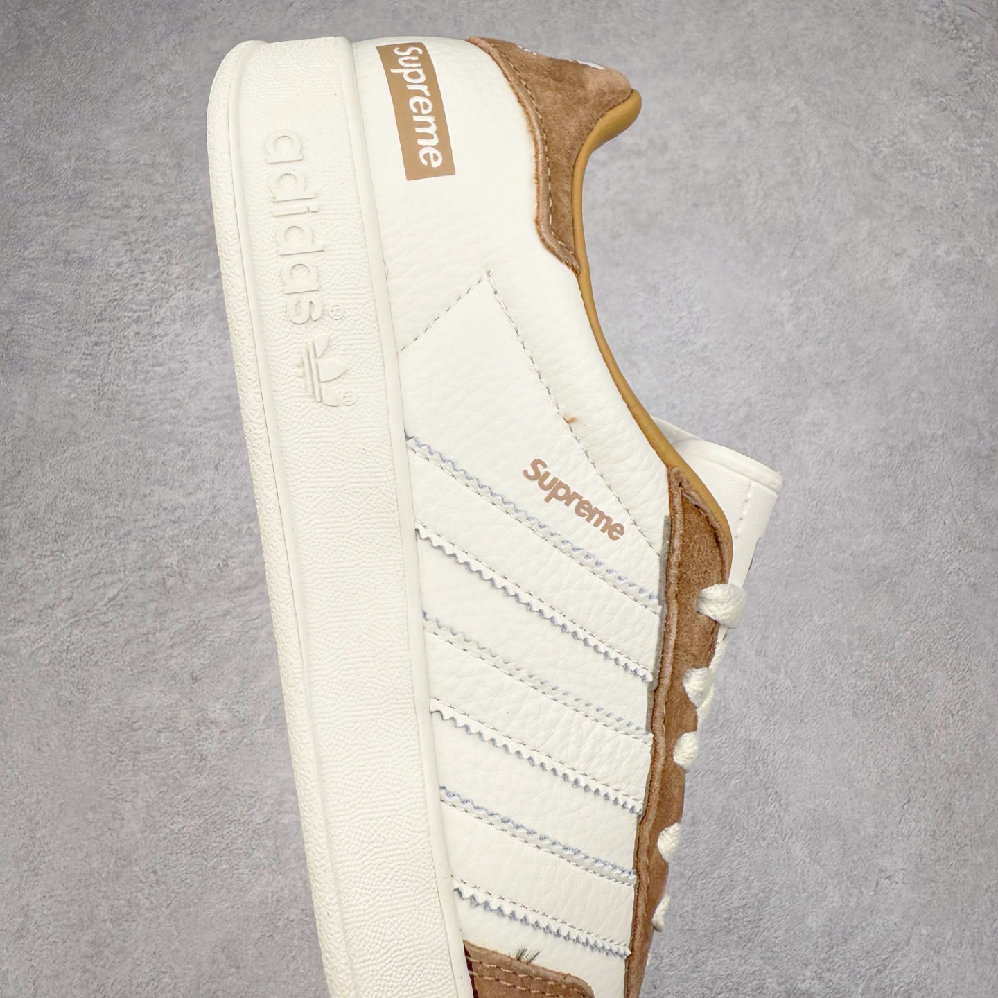 图片[6]-＃C2 AD Gazelle Indoor Trainers 羚羊内训系列低帮复古百搭休闲运动德训风板鞋 DD6606 90年代经典的复刻版！自60年代以足球训练鞋面世以来,Gazelle就以其经典设计席卷全球。1991年版本的复刻,再造经典Gazelle。采用皮革打造,搭配浊色细节,让这款经典更加简约。尺码：36 36⅔ 37⅓ 38 38⅔ 39⅓ 40 40⅔ 41⅓ 42 42⅔ 43⅓ 44⅓ 44⅔ 45-选品中心