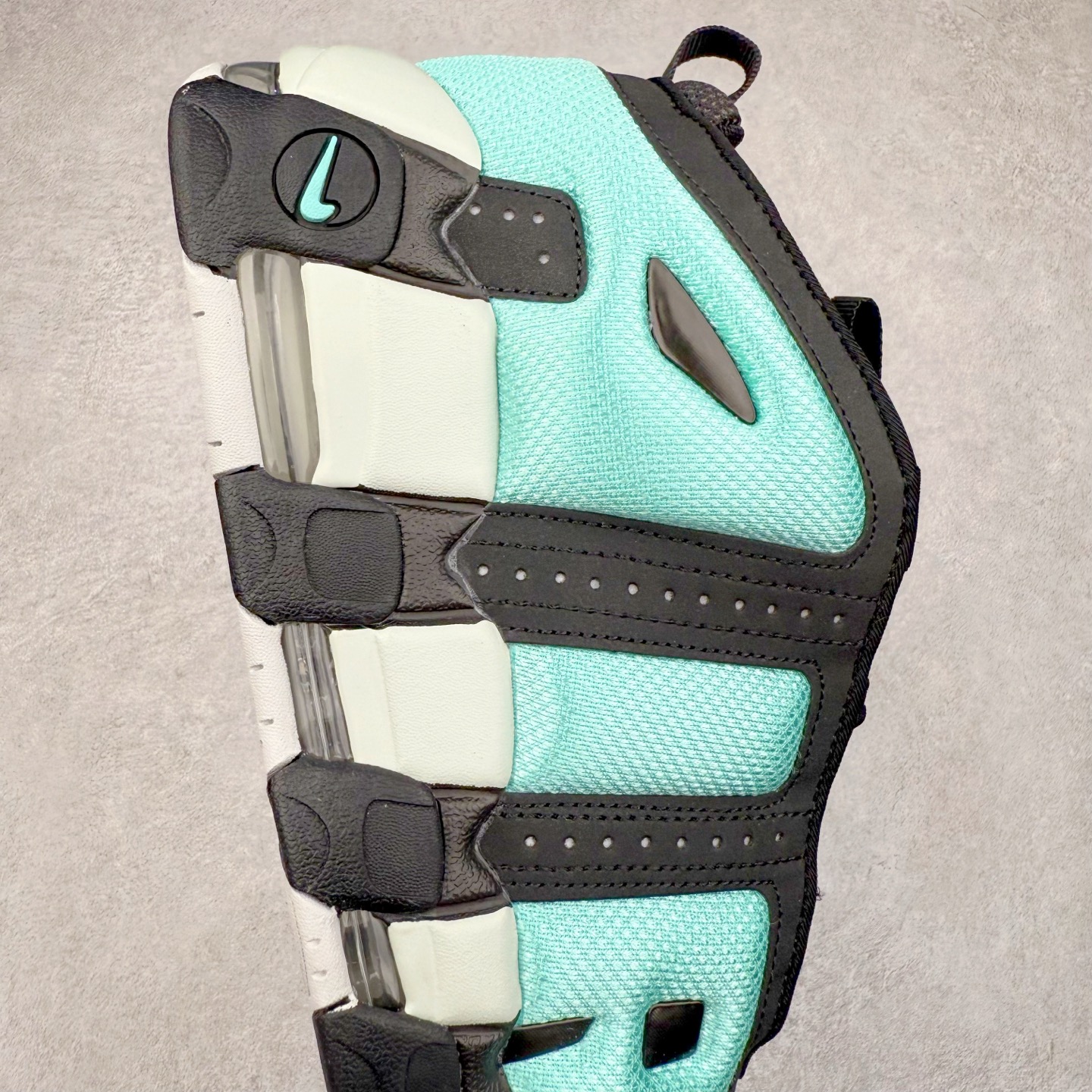 图片[6]-NK Air More Uptempo 皮蓬舒适防滑耐磨 低帮 复古篮球鞋 男女同款 实拍调校N版已经零色差零失真 百分百还原实物色彩所见即所得 不存在货不对板色差等低级问题 选购参考实物拍摄 不混卖不参货 只用心做好货严格选品 承诺混一赔十 尺码：36 36.5 37.5 38 38.5 39 40 40.5 41 42 42.5 43 44 44.5 45-选品中心