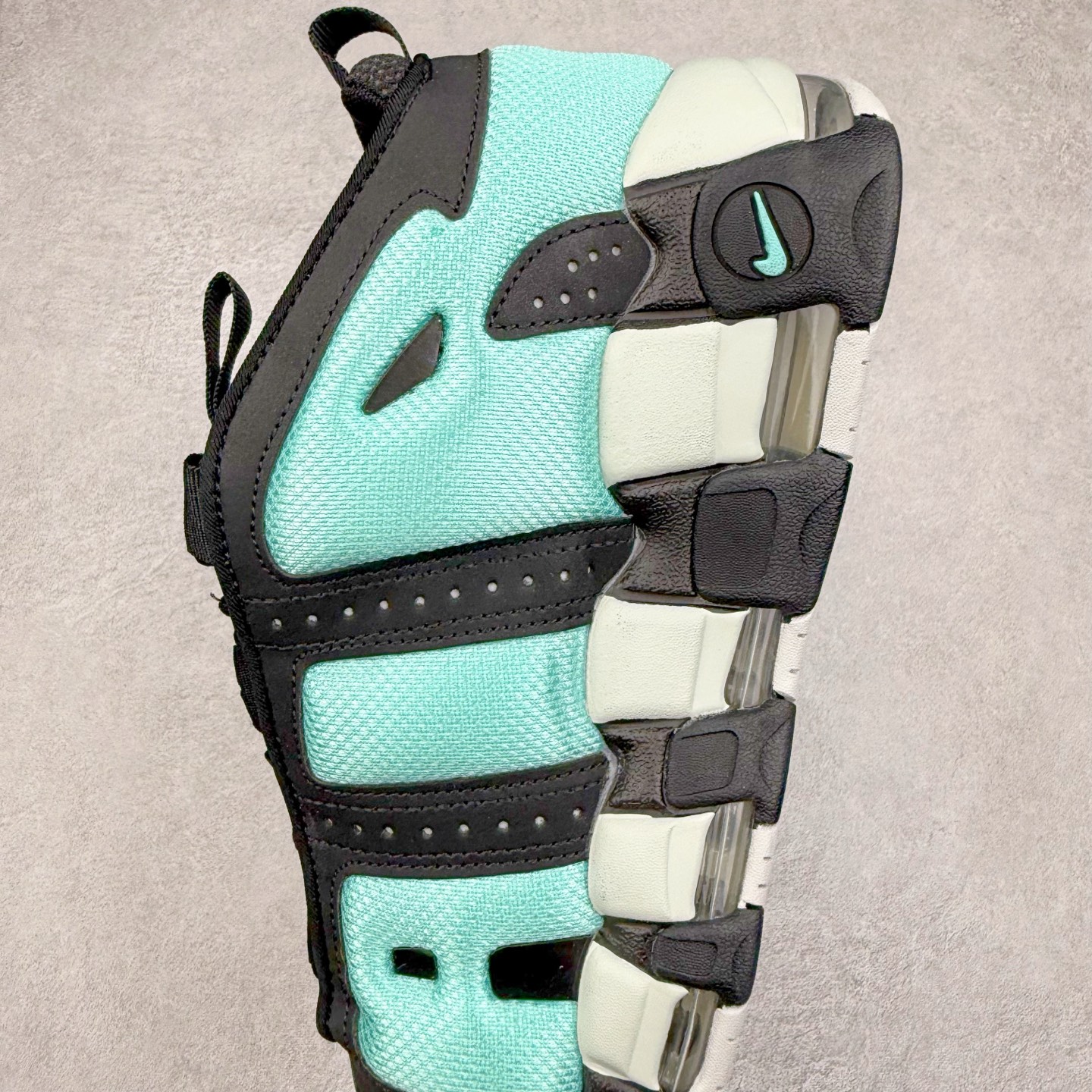 图片[7]-NK Air More Uptempo 皮蓬舒适防滑耐磨 低帮 复古篮球鞋 男女同款 实拍调校N版已经零色差零失真 百分百还原实物色彩所见即所得 不存在货不对板色差等低级问题 选购参考实物拍摄 不混卖不参货 只用心做好货严格选品 承诺混一赔十 尺码：36 36.5 37.5 38 38.5 39 40 40.5 41 42 42.5 43 44 44.5 45-选品中心