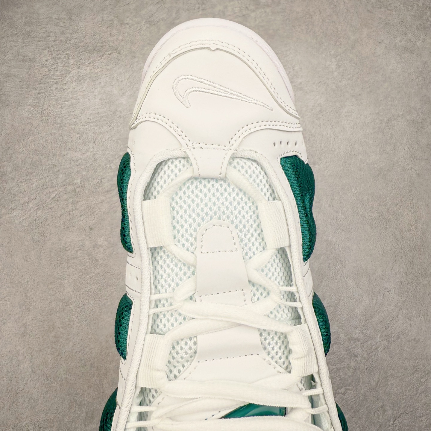 图片[4]-NK Air More Uptempo 皮蓬舒适防滑耐磨 低帮 复古篮球鞋 男女同款 实拍调校N版已经零色差零失真 百分百还原实物色彩所见即所得 不存在货不对板色差等低级问题 选购参考实物拍摄 不混卖不参货 只用心做好货严格选品 承诺混一赔十 尺码：36 36.5 37.5 38 38.5 39 40 40.5 41 42 42.5 43 44 44.5 45-选品中心