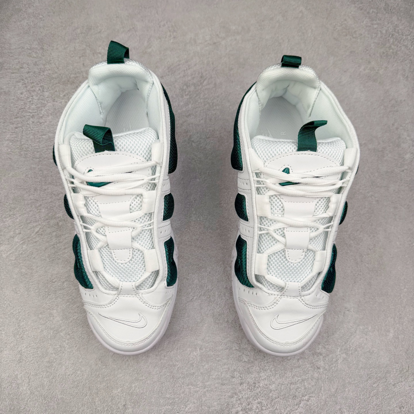 图片[2]-NK Air More Uptempo 皮蓬舒适防滑耐磨 低帮 复古篮球鞋 男女同款 实拍调校N版已经零色差零失真 百分百还原实物色彩所见即所得 不存在货不对板色差等低级问题 选购参考实物拍摄 不混卖不参货 只用心做好货严格选品 承诺混一赔十 尺码：36 36.5 37.5 38 38.5 39 40 40.5 41 42 42.5 43 44 44.5 45-选品中心