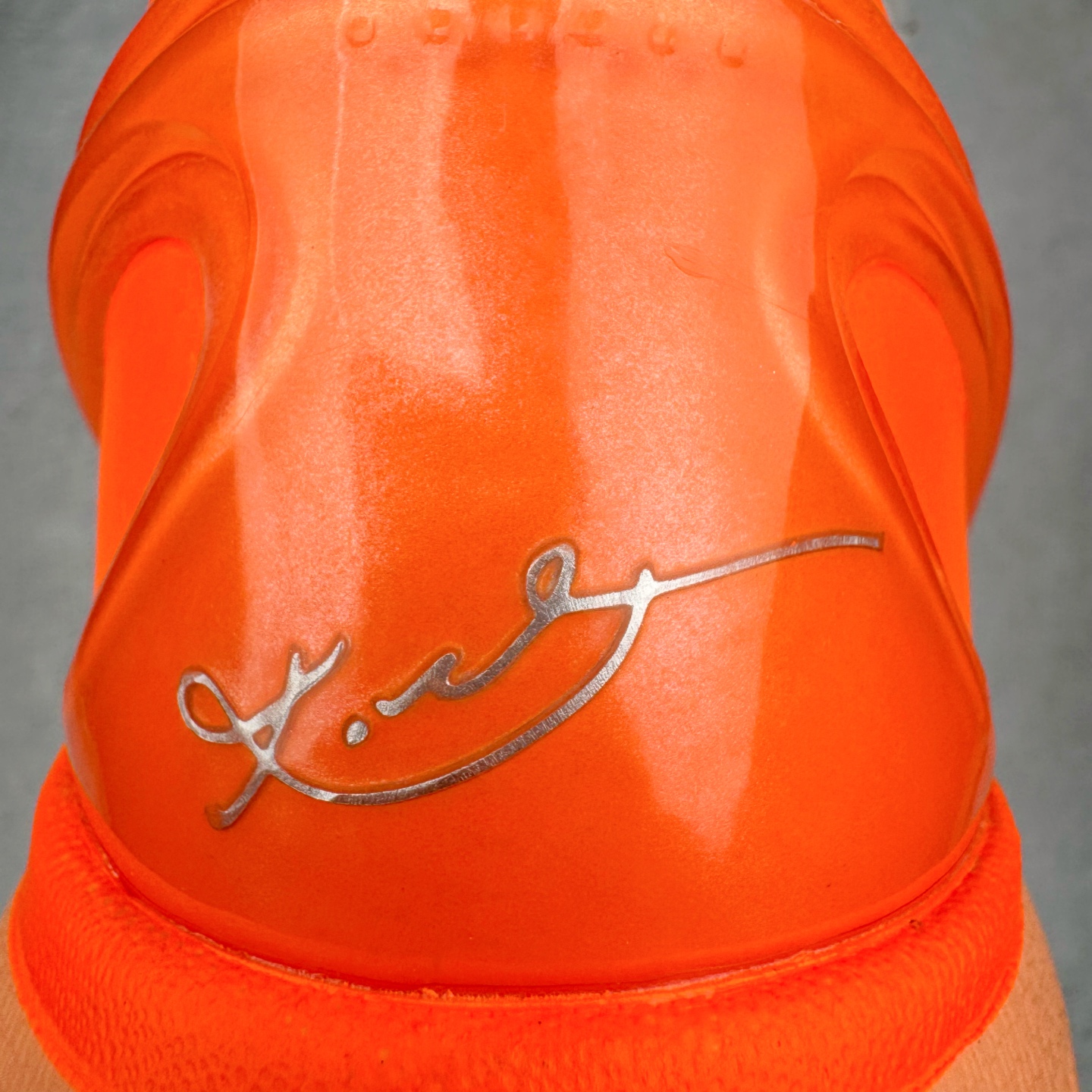 图片[24]-＃灭世海外版 NK Zoom Kobe 6 Protro 科比六代 橙银色 IH1871-800 纯原海外版气垫品质吊打各路纯原 气压➕耐久双重保障 前掌ZOOM TURBO➕后掌马蹄Zoom 后掌澎湃脚感无出其右 全套冲刀改版 鞋型还原度95% 宽脚选手必入货品 鞋头2.5mm上翘空间 不挤脚 完美释放脚趾活动空间 正码正拍 脚型适配性 市场最强没有之一 鞋面工艺全新升级 100%对标正品 原厂聚氨酯蛇鳞 珠光密度同步正品 Swoosh喷漆工艺 还原度接近100% 全新后跟TPU模具 正确S型弧度 区分市场纯原（市场纯原采用公版模具 后跟TPU几乎无弧度）国产天花板橡胶配方 抓地力爆炸 海外口碑炸裂 鞋舌LOGO正确内嵌压印 原厂碳板 正确原盒 厚积薄发 王者归来 拒绝杀猪 拒绝套路 灭世纯原海外版科比系列 致力打造实战第一标杆 尺码：39-47.5 全新模具 正码正拍-选品中心