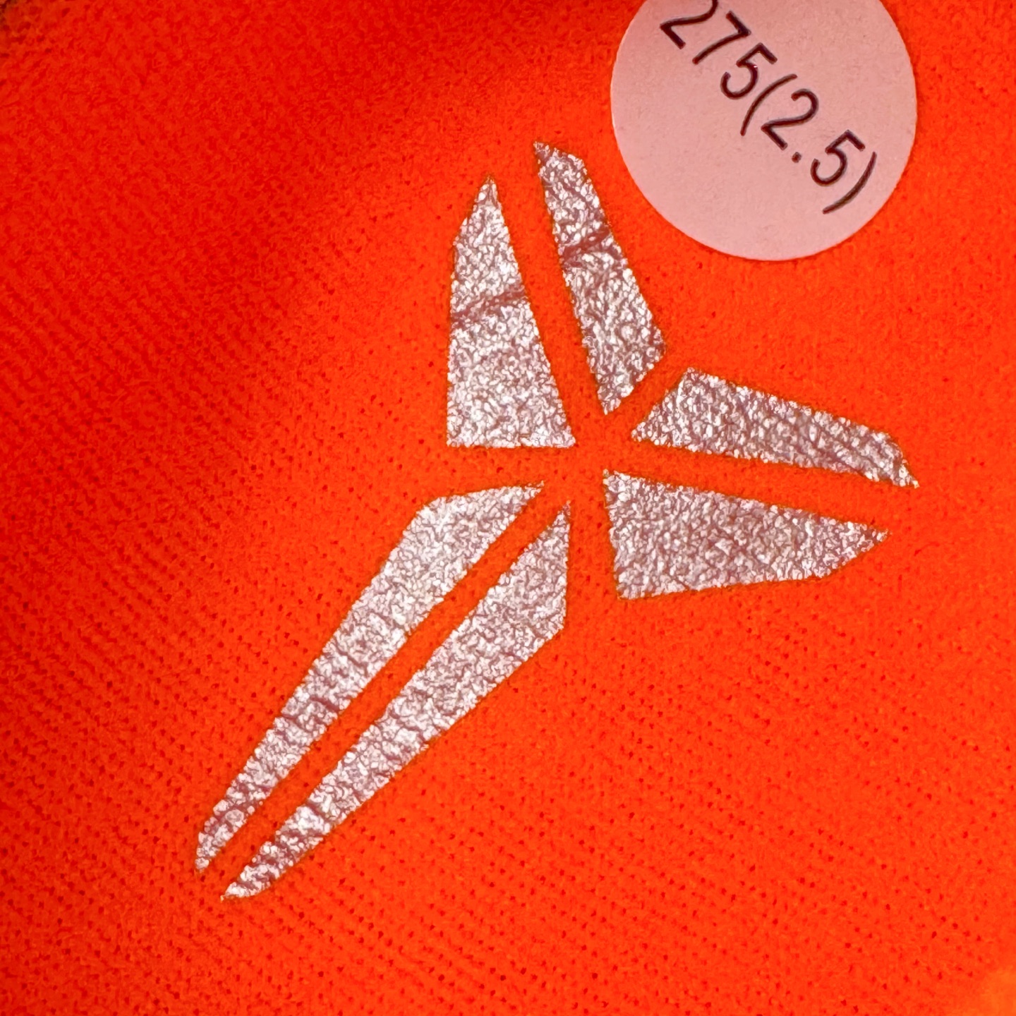 图片[13]-＃灭世海外版 NK Zoom Kobe 6 Protro 科比六代 橙银色 IH1871-800 纯原海外版气垫品质吊打各路纯原 气压➕耐久双重保障 前掌ZOOM TURBO➕后掌马蹄Zoom 后掌澎湃脚感无出其右 全套冲刀改版 鞋型还原度95% 宽脚选手必入货品 鞋头2.5mm上翘空间 不挤脚 完美释放脚趾活动空间 正码正拍 脚型适配性 市场最强没有之一 鞋面工艺全新升级 100%对标正品 原厂聚氨酯蛇鳞 珠光密度同步正品 Swoosh喷漆工艺 还原度接近100% 全新后跟TPU模具 正确S型弧度 区分市场纯原（市场纯原采用公版模具 后跟TPU几乎无弧度）国产天花板橡胶配方 抓地力爆炸 海外口碑炸裂 鞋舌LOGO正确内嵌压印 原厂碳板 正确原盒 厚积薄发 王者归来 拒绝杀猪 拒绝套路 灭世纯原海外版科比系列 致力打造实战第一标杆 尺码：39-47.5 全新模具 正码正拍-选品中心