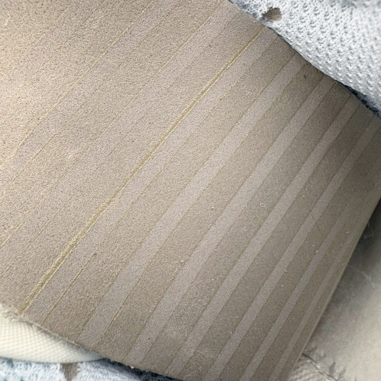 图片[10]-＃YC纯原 NK Dunk Low 洛水 BW0510-060 此款灵感溯洄千古名篇《洛神赋》，撷取洛神「翩若惊鸿，婉若游龙」之灵韵，以Dunk Low 鞋型化身现代载体，赋予经典新生，呈现洛神风华。整体采用盐水蓝为主色调，如洛水清波般清冽澄;冰川蓝Swoosh 标志跃然其上，蓝白交织，似冰晶初绽，亦是点睛之笔，步履间，尽显东方美学的灵动与优雅。定制系列天花板 无原鞋不开发 全系列得物原鞋一比一校对开发 配色持续更新中 终端对接 优势输出 全套原厂楦头原纸板数据档案倾力打造 原汁原味莞产 极致还原 圈内最强针车工艺 高端零售指定版 广东原厂配套原盒原标 鞋盒分三个尺码段 原厂冲刀 超高清洁度 全鞋零毛边皮料切割 采用原厂百宏鞋带以及原厂百宏织唛舌标 内标可供原厂几率过验 进口原装条纹中底布 四线拉帮白色点胶 原厂拉帮手法遵循公司 原厂电绣 极致还原 尺码：36 36.5 37.5 38 38.5 39 40 40.5 41 42 42.5 43 44 44.5 45 46-选品中心