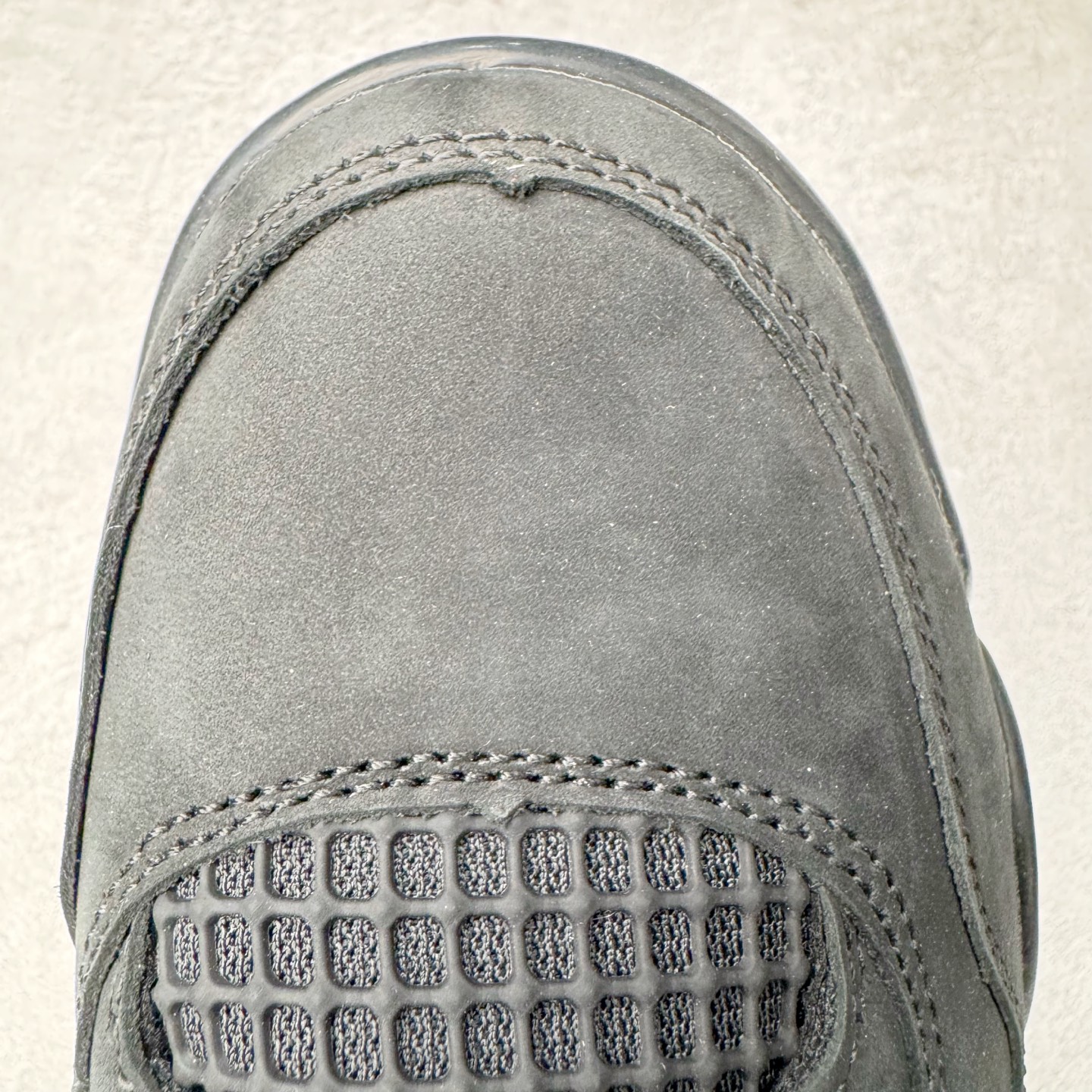 图片[18]-＃K版纯原 Air Jordan AJ4 Retro 新黑猫 2025 FV5029-010 全新升级改良 原鞋原楦原纸板同源开发 完美呈现乔4的版型 内侧正确双色网格 还原细节 原厂皮料 正确气垫颜色 正确网格工艺 正确拉帮工艺 全鞋原装材料制作 原档案原模具打造 支持全方位与正品对比 尺码：36 36.5 37.5 38 38.5 39 40 40.5 41 42 42.5 43 44 44.5 45 46 47.5-选品中心