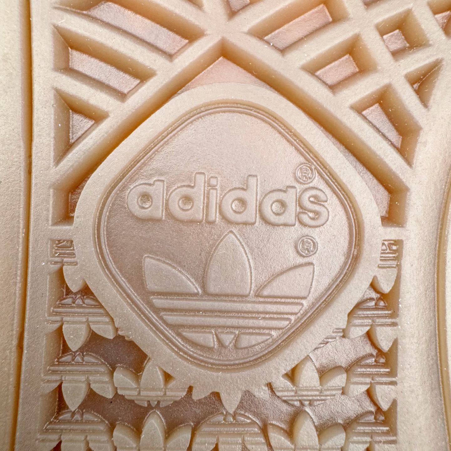 图片[19]-＃总裁 New Balance U471AJ NB新百伦织物牛剖层革春夏薄底鞋防滑耐磨平衡轻便低帮生活休闲鞋 原档数据独立私模大底 唯一正确三层组合大底 特高弹切片加持 百分百还原原鞋脚感 NB市场最强产物 防伪原标全套原楦原纸板原厂数据开发 全鞋电脑针车加持 原厂网布 原装进口头层翻毛皮料正确绒感卡色 正确中底拉帮中底网布细节 匠心打造 耗时两个月开发完成 工艺极其复杂难度可想而知 高端零售专供产物 尺码：36 37 37.5 38 38.5 39.5 40 40.5 41.5 42 42.5 43 44 44.5 45 45.5 46.5 47-选品中心