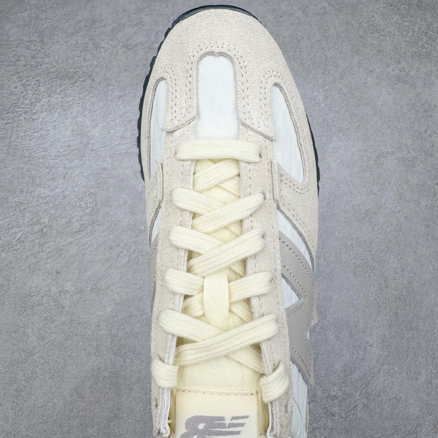 图片[4]-＃总裁 New Balance U471AJ NB新百伦织物牛剖层革春夏薄底鞋防滑耐磨平衡轻便低帮生活休闲鞋 原档数据独立私模大底 唯一正确三层组合大底 特高弹切片加持 百分百还原原鞋脚感 NB市场最强产物 防伪原标全套原楦原纸板原厂数据开发 全鞋电脑针车加持 原厂网布 原装进口头层翻毛皮料正确绒感卡色 正确中底拉帮中底网布细节 匠心打造 耗时两个月开发完成 工艺极其复杂难度可想而知 高端零售专供产物 尺码：36 37 37.5 38 38.5 39.5 40 40.5 41.5 42 42.5 43 44 44.5 45 45.5 46.5 47-选品中心