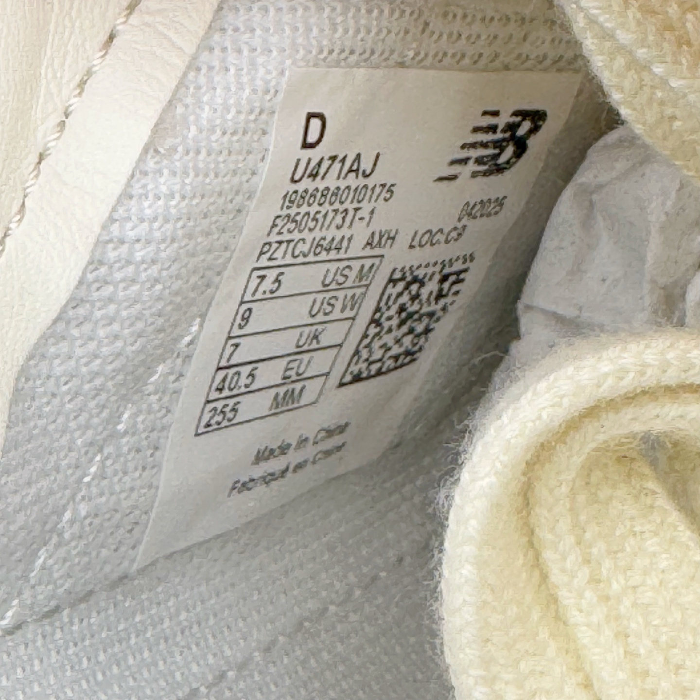 图片[10]-＃总裁 New Balance U471AJ NB新百伦织物牛剖层革春夏薄底鞋防滑耐磨平衡轻便低帮生活休闲鞋 原档数据独立私模大底 唯一正确三层组合大底 特高弹切片加持 百分百还原原鞋脚感 NB市场最强产物 防伪原标全套原楦原纸板原厂数据开发 全鞋电脑针车加持 原厂网布 原装进口头层翻毛皮料正确绒感卡色 正确中底拉帮中底网布细节 匠心打造 耗时两个月开发完成 工艺极其复杂难度可想而知 高端零售专供产物 尺码：36 37 37.5 38 38.5 39.5 40 40.5 41.5 42 42.5 43 44 44.5 45 45.5 46.5 47-选品中心