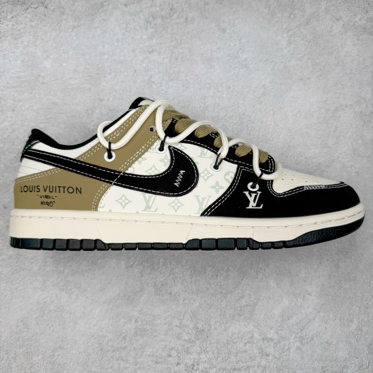 NK Dunk Low 定制配色 YX5066-371 大厂出品 极力推荐 原装头层材料 独家版型蒸餾加工帶來的是更好的视觉和脚感体验大厂纯原品质出货 清洁度 电绣工艺 皮料切割干净无任何毛边 细节完美 实拍调校N版已经零色差零失真 百分百还原实物色彩所见即所得 不存在货不对板色差等低级问题 选购参考实物拍摄 不混卖不参货 只用心做好货严格选品 承诺混一赔十 尺码：36 36.5 37.5 38 38.5 39 40 40.5 41 42 42.5 43 44 44.5 45-选品中心