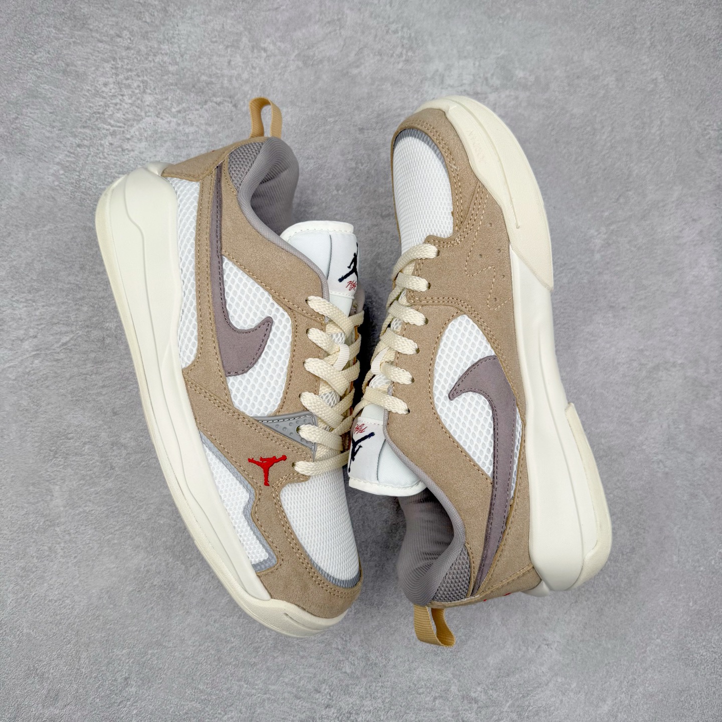 图片[3]-Jordan CMFT Era 时尚舒适 耐磨 低帮 复古篮球鞋 实拍调校N版已经零色差零失真 百分百还原实物色彩所见即所得 不存在货不对板色差等低级问题 选购参考实物拍摄 不混卖不参货 只用心做好货严格选品 承诺混一赔十 尺码：36 36.5 37.5 38 38.5 39 40 40.5 41 42 42.5 43 44 44.5 45 46-选品中心