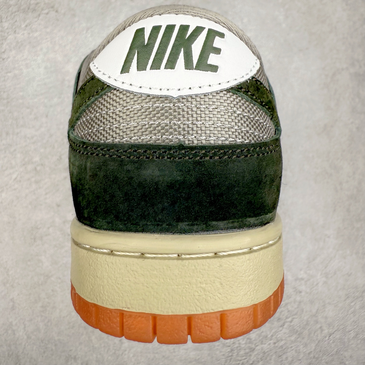 图片[8]-NK SB Dunk Low HJ0367-301 性价比王者 极限压缩利润空间 超乎所想的高性价比 用料绝不含糊 原盒原配 正确耐磨橡胶大底 超高清洁度 全鞋零毛边皮料切割 全套原楦原模倾力打造完美版型 尺码：36 36.5 37.5 38 38.5 39 40 40.5 41 42 42.5 43 44 44.5 45 46 47.5-选品中心