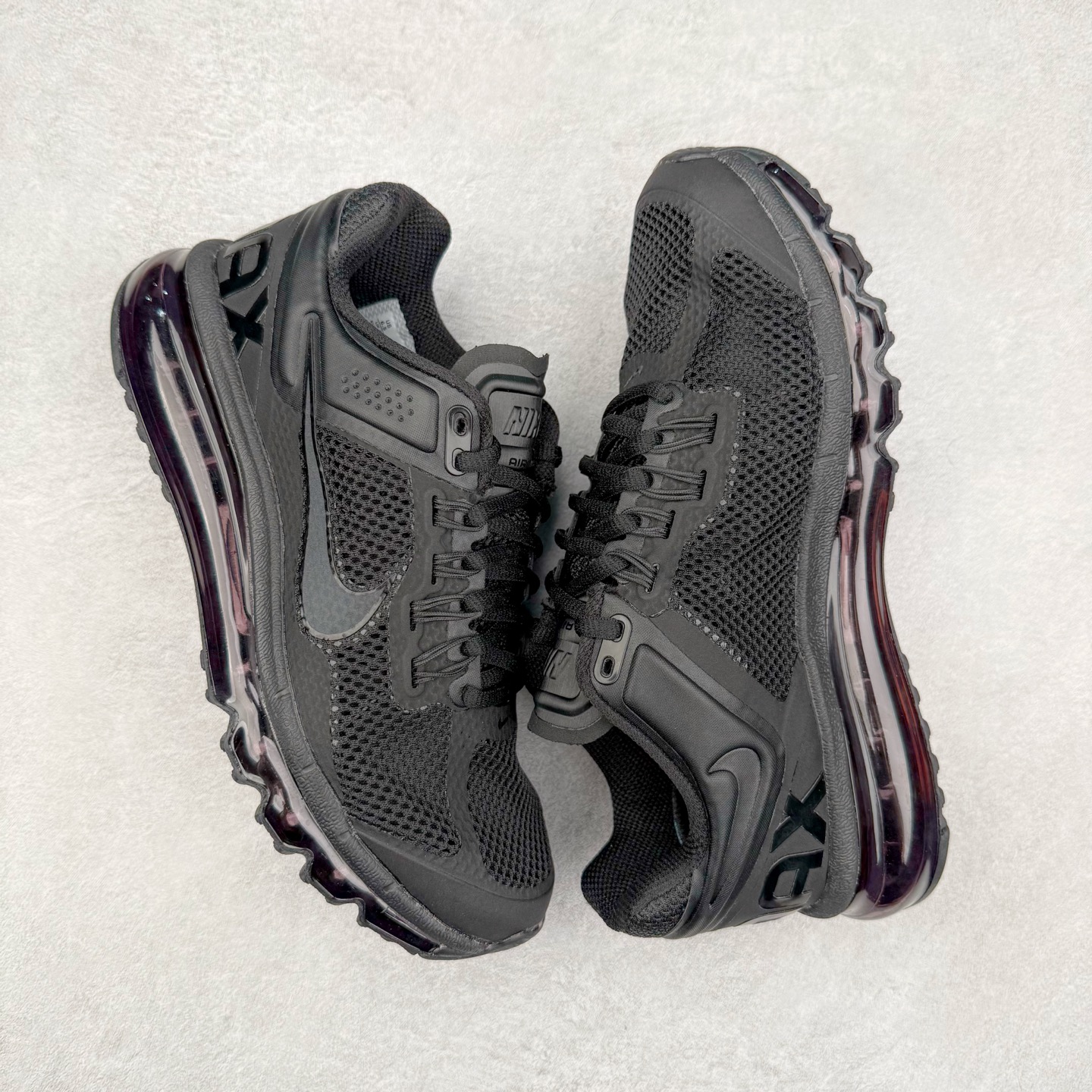 图片[3]-NK Air Max 2013 经典舒适时尚耐磨透气低帮气垫跑步鞋 FZ3156-010 携时尚设计闪亮回归 出众有型 采用网眼布细节和运动风无缝覆面 助你保持清爽感受 塑就焕新造型 经典 Flywire 设计搭配经典全掌型 Max Air 缓震配置 缔造出众舒适感和支撑效果实拍调校N版已经零色差零失真 百分百还原实物色彩所见即所得 不存在货不对板色差等低级问题 选购参考实物拍摄 不混卖不参货 只用心做好货严格选品 承诺混一赔十 尺码：36 36.5 37.5 38 38.5 39 40 40.5 41 42 42.5 43 44 44.5 45 46-选品中心